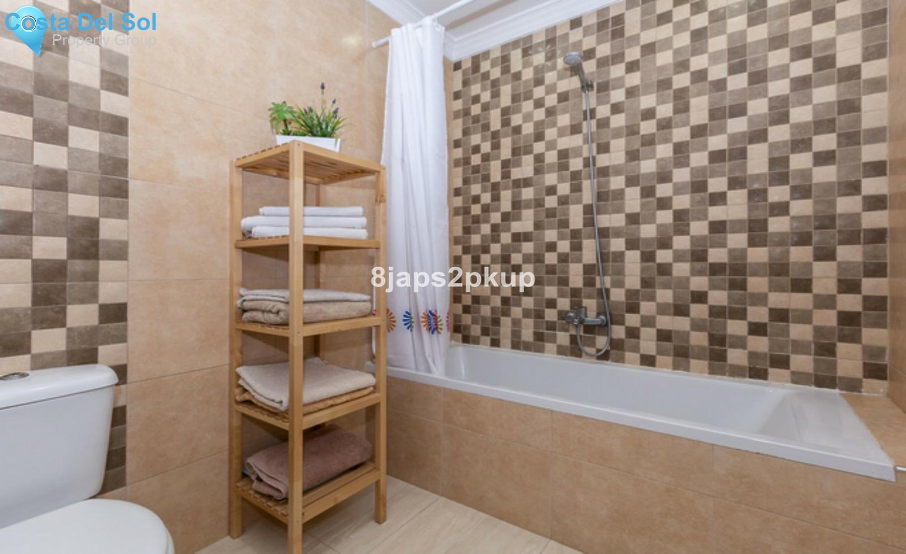 Middle Floor Apartment in Estepona-1354711