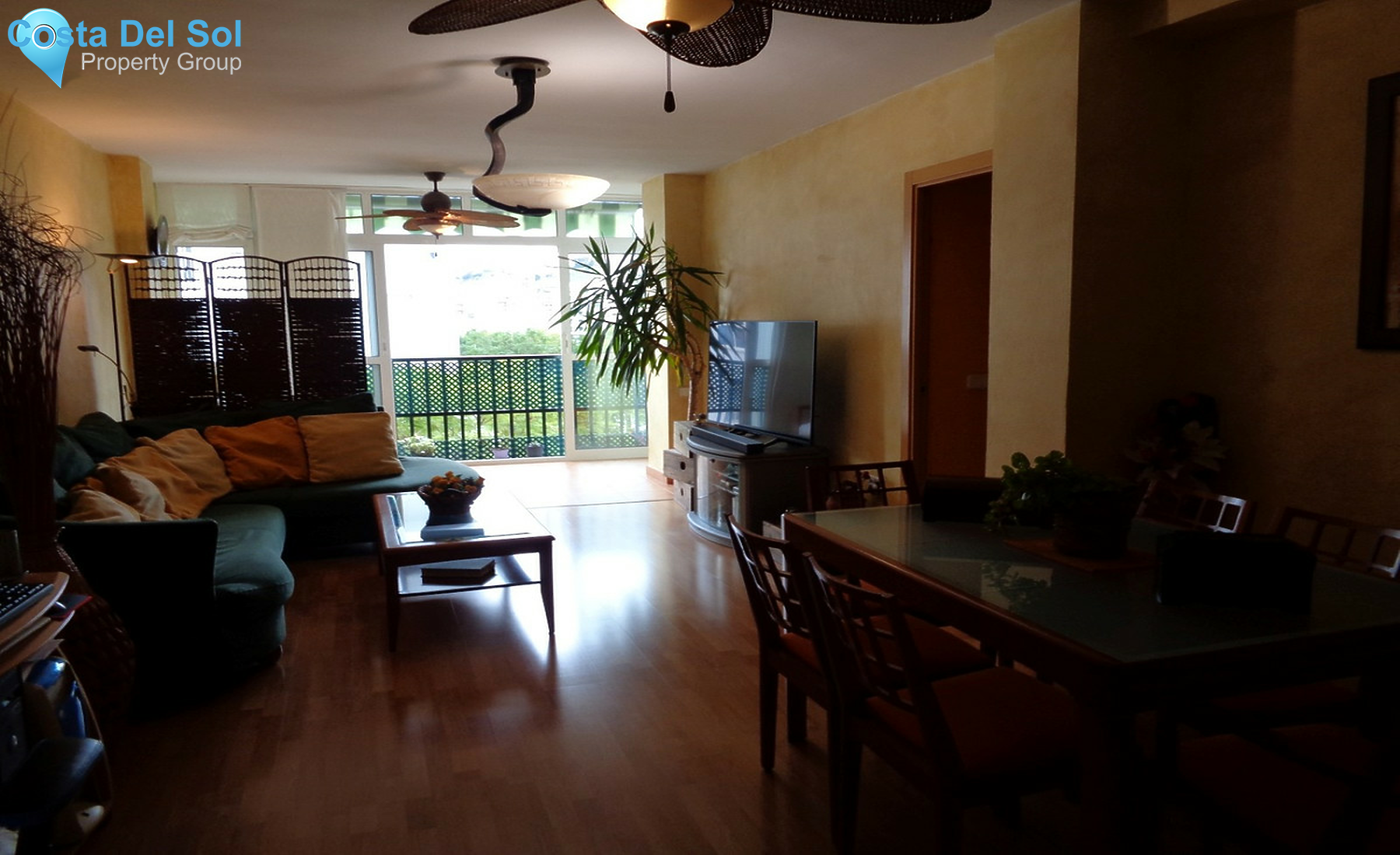 Middle Floor Apartment in Estepona-1356434