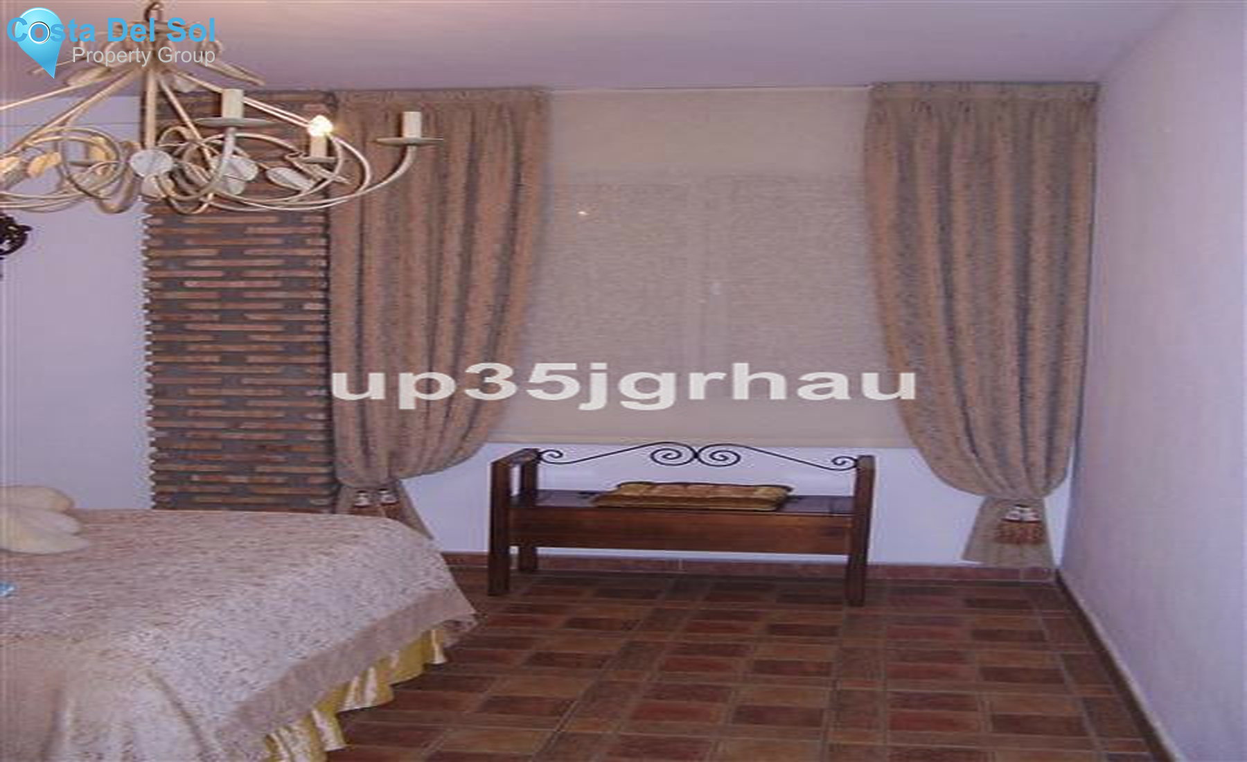 Middle Floor Apartment in Estepona-1357821