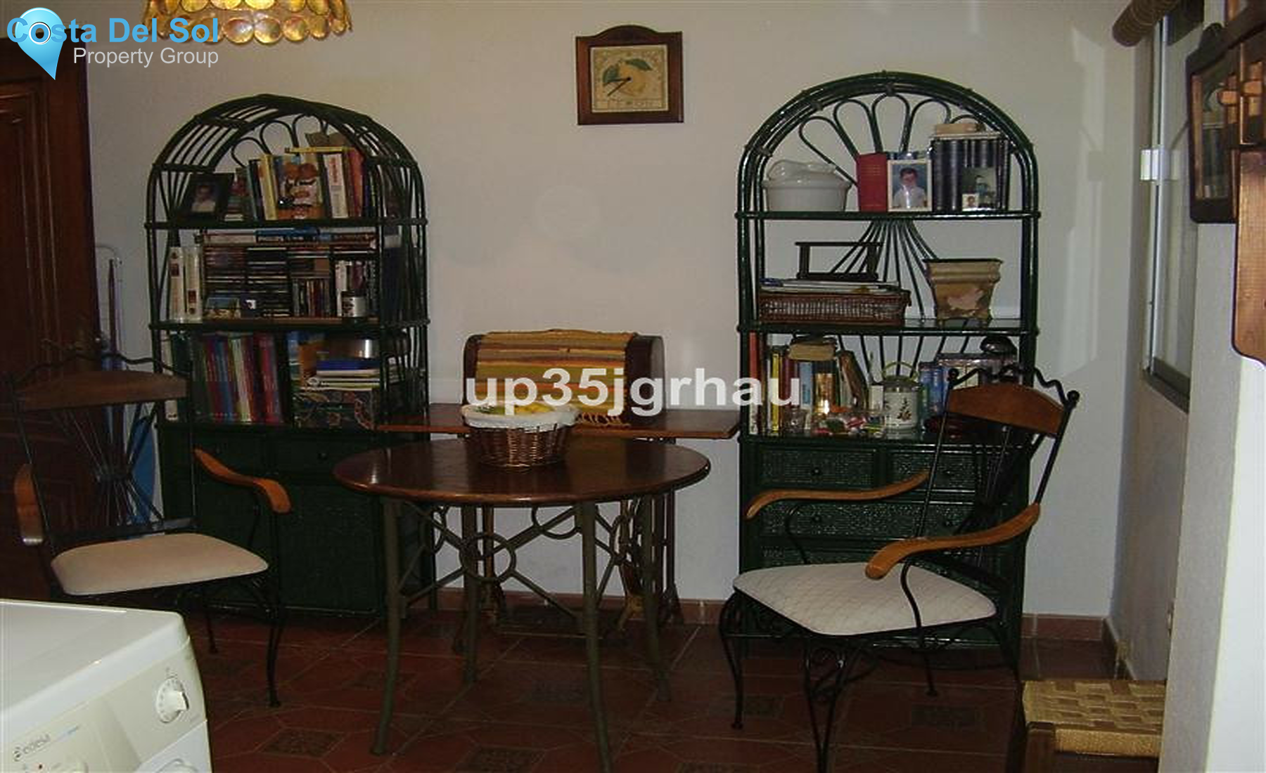 Middle Floor Apartment in Estepona-1357823