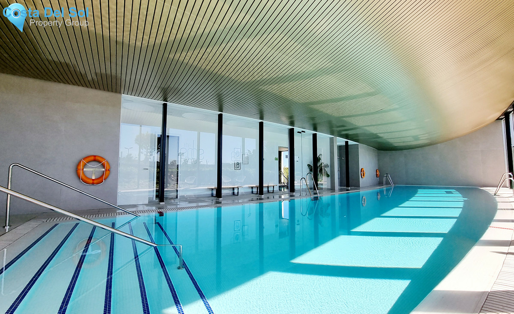 Middle Floor Apartment in Estepona-1372655