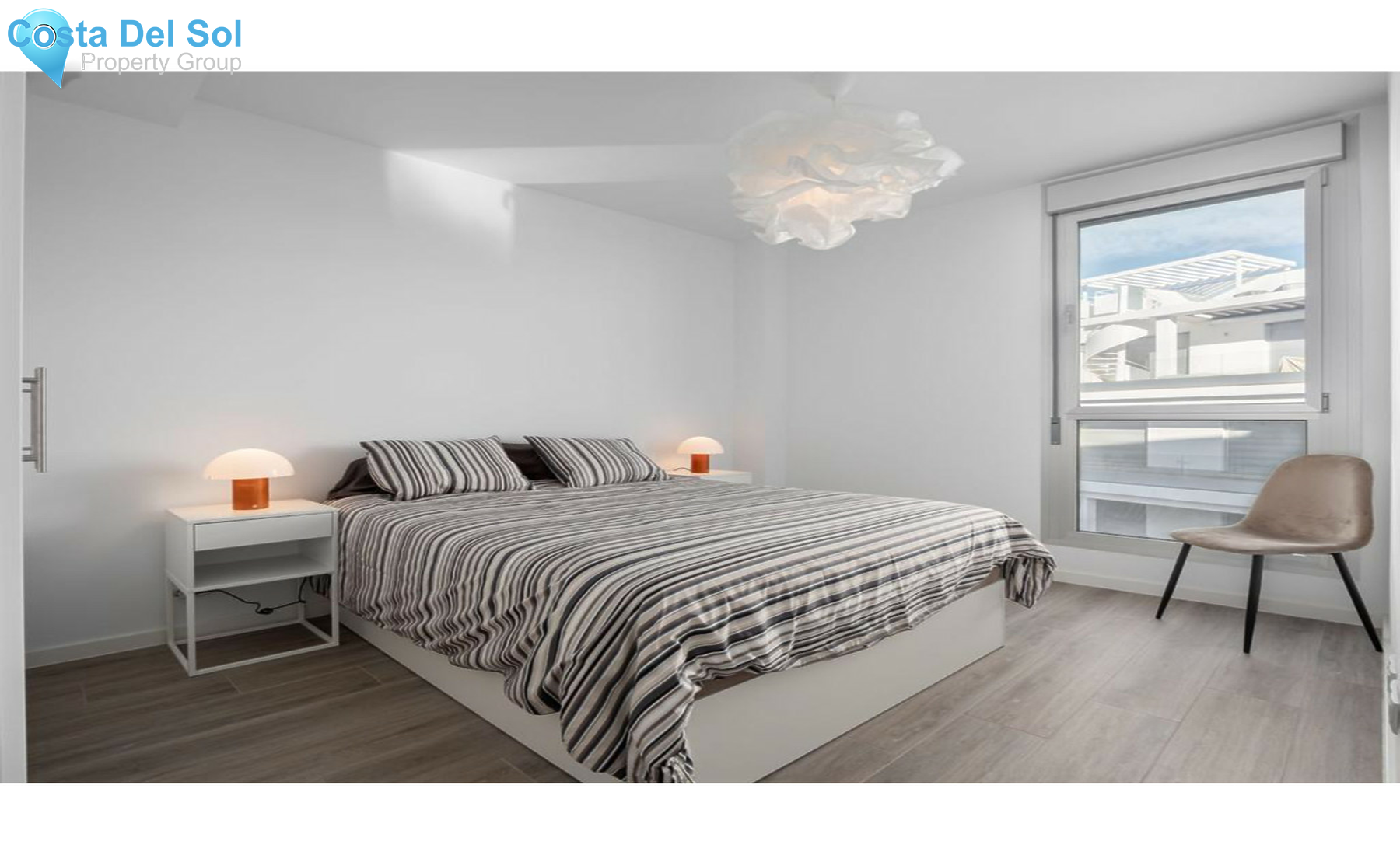 Middle Floor Apartment in Estepona-1373943