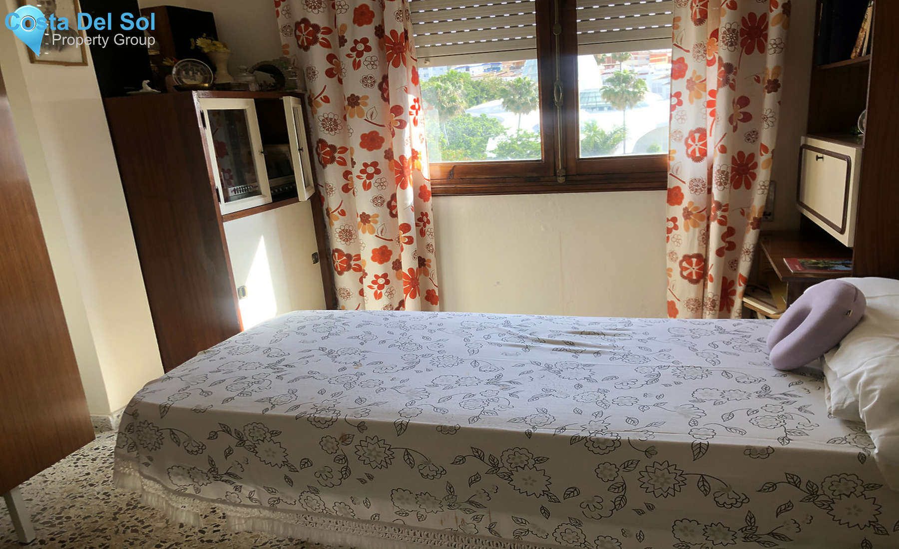 Middle Floor Apartment in Estepona-1384505