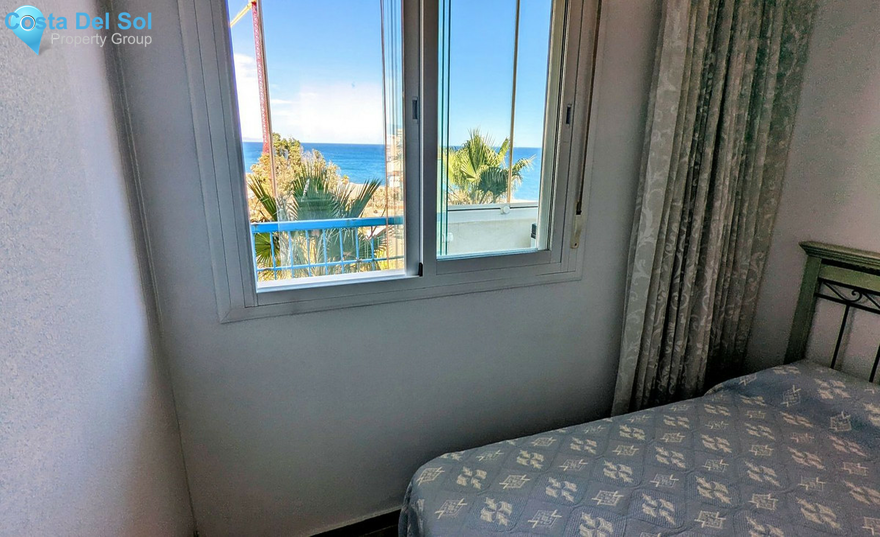 Middle Floor Apartment in Estepona