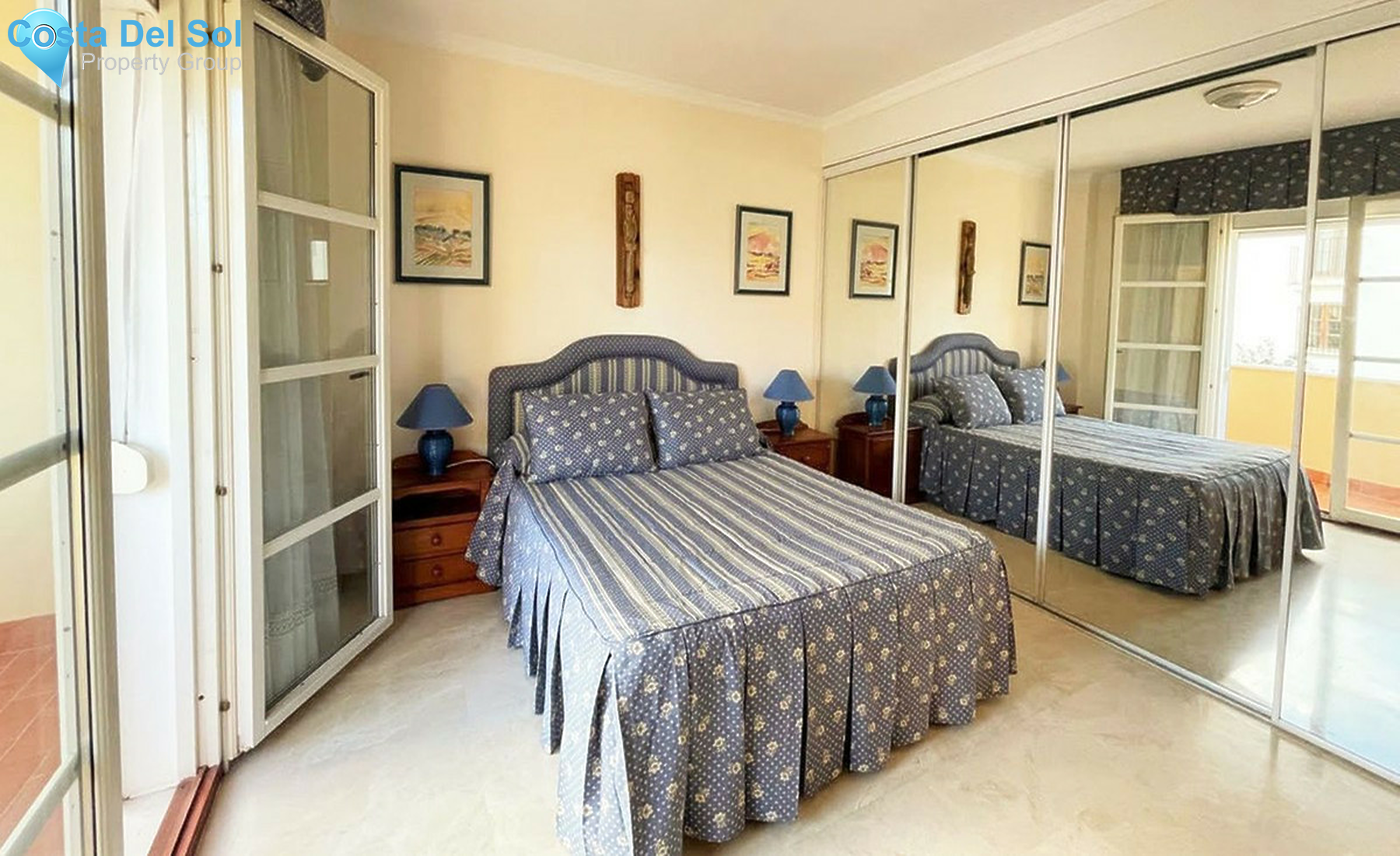 Middle Floor Apartment in Estepona-1404214