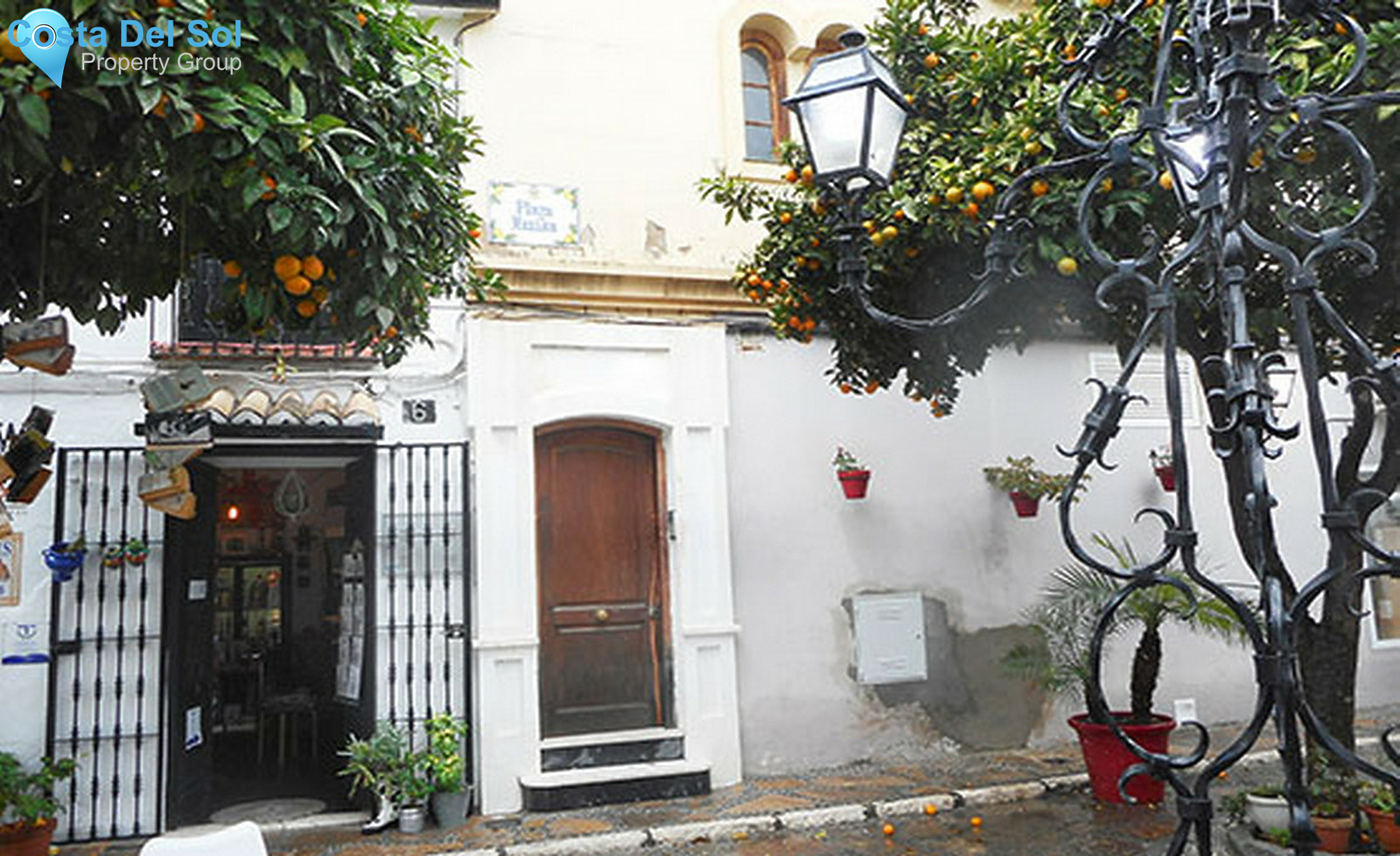 Middle Floor Apartment in Estepona-1408268