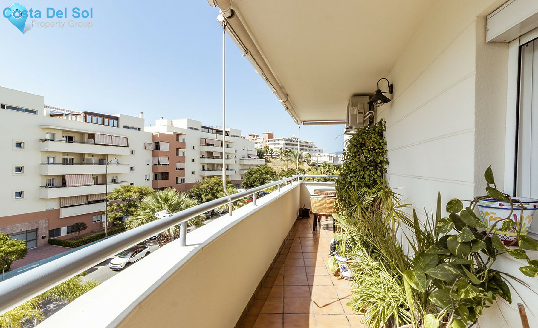 Middle Floor Apartment in Estepona-1416322