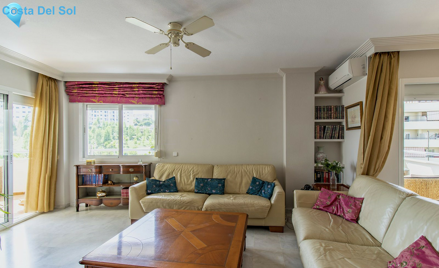 Middle Floor Apartment in Estepona-1416316