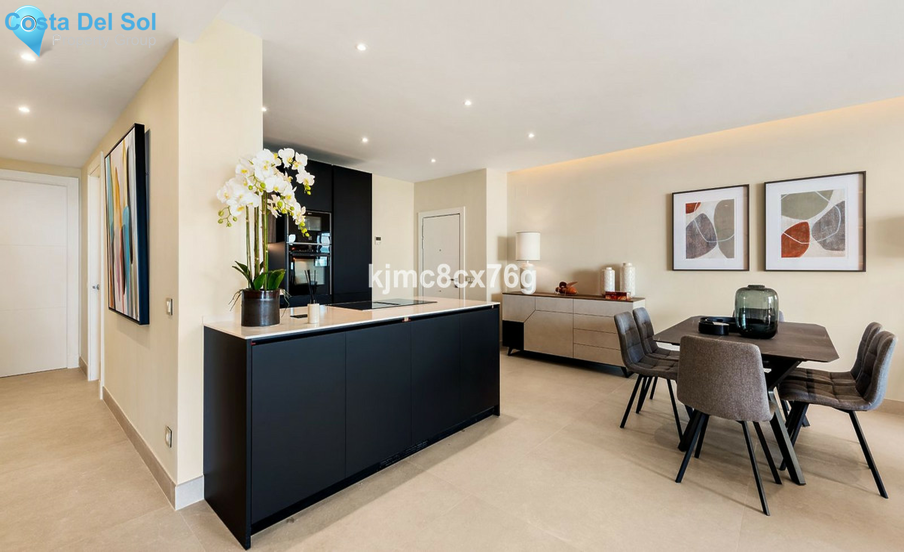 Middle Floor Apartment in Estepona-1433141