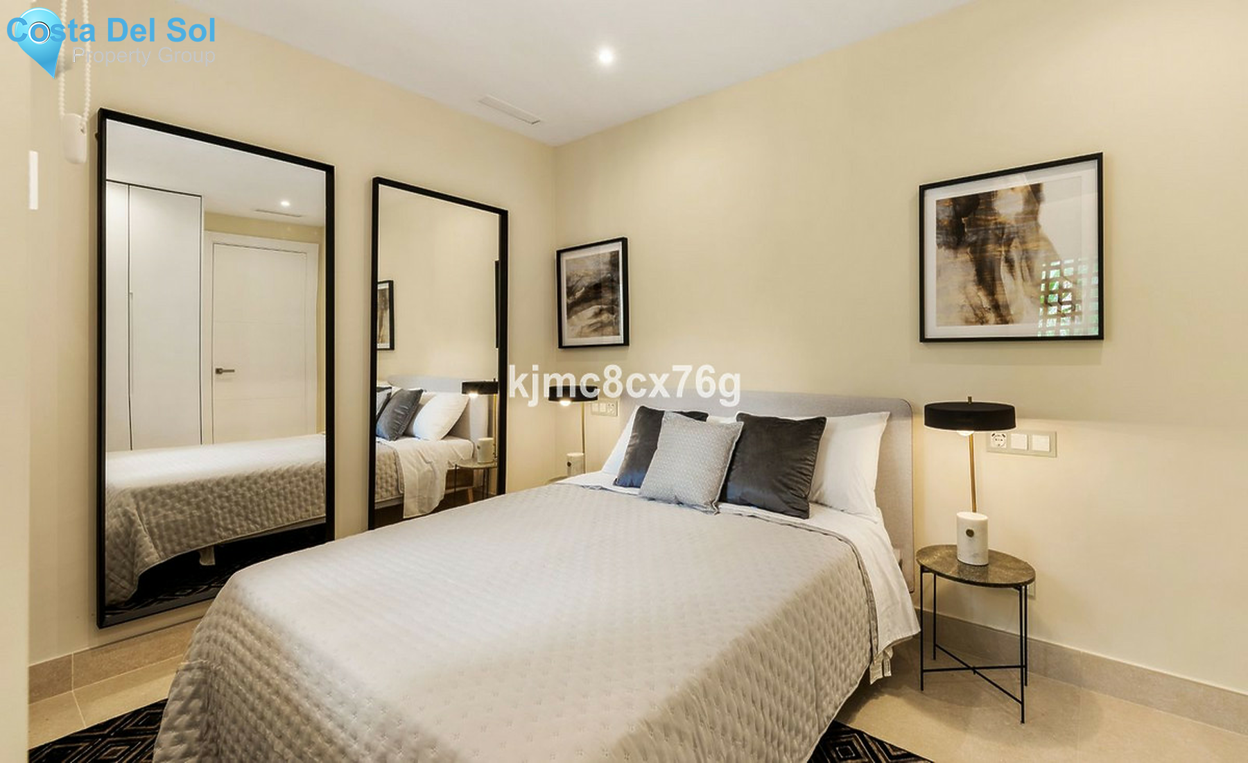 Middle Floor Apartment in Estepona-1433148