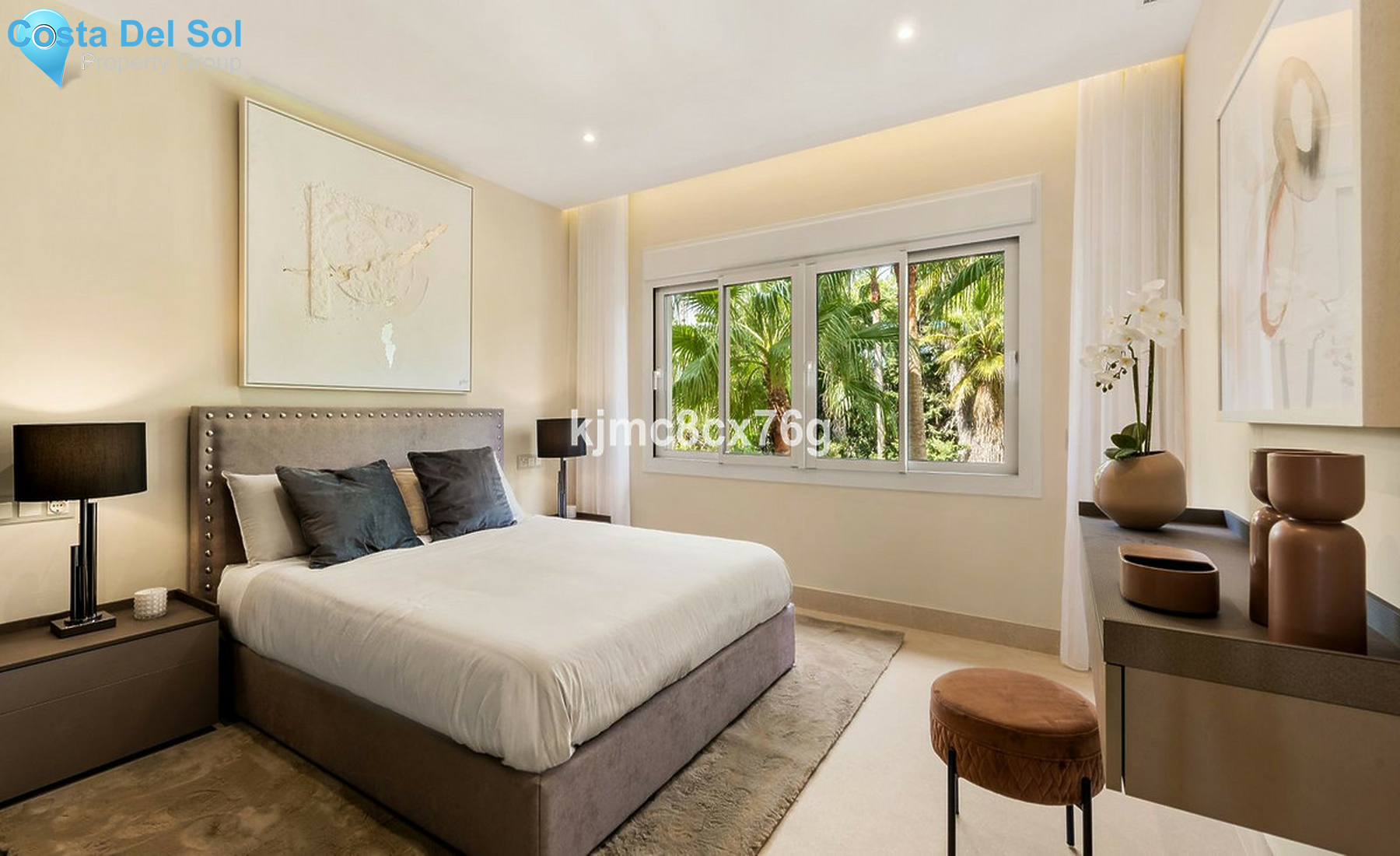 Middle Floor Apartment in Estepona-1433149