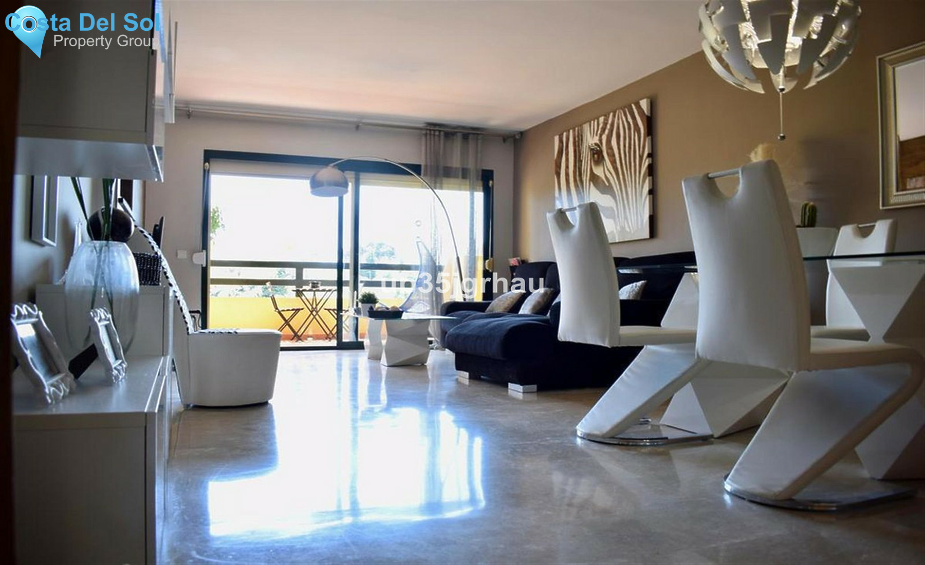 Middle Floor Apartment in Estepona-1434202