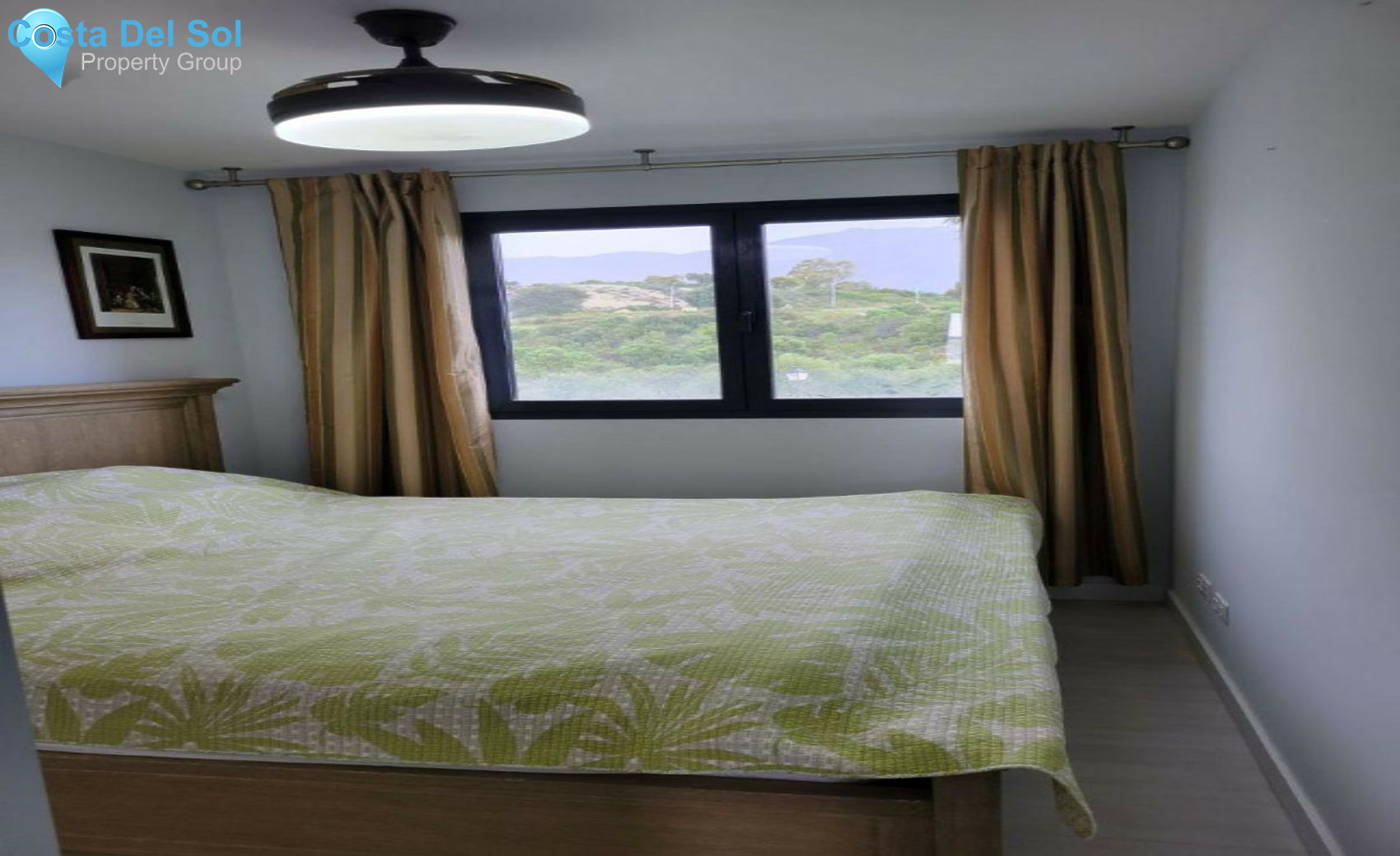 Middle Floor Apartment in Estepona