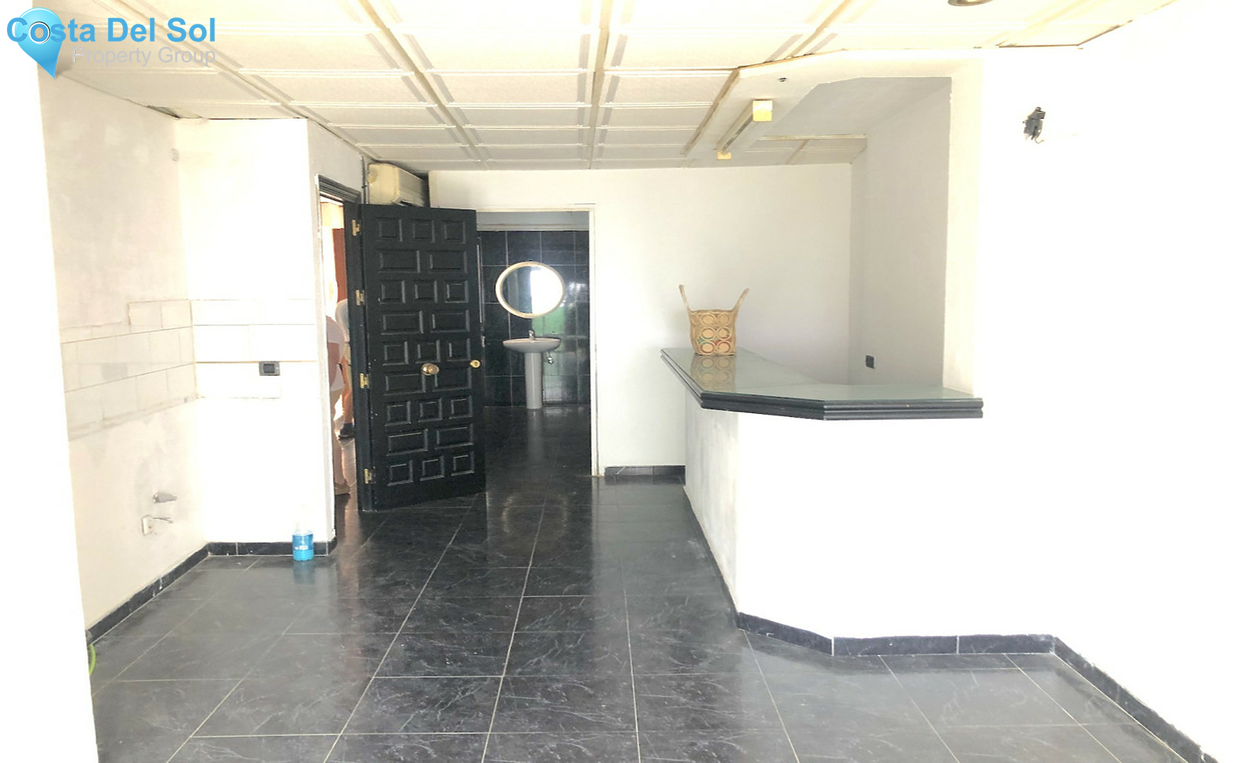 Middle Floor Apartment in Estepona-1451024