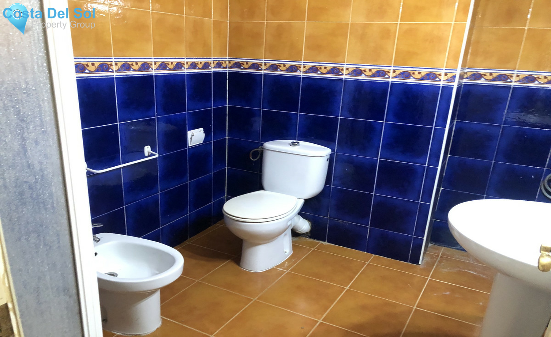 Middle Floor Apartment in Estepona-1451029