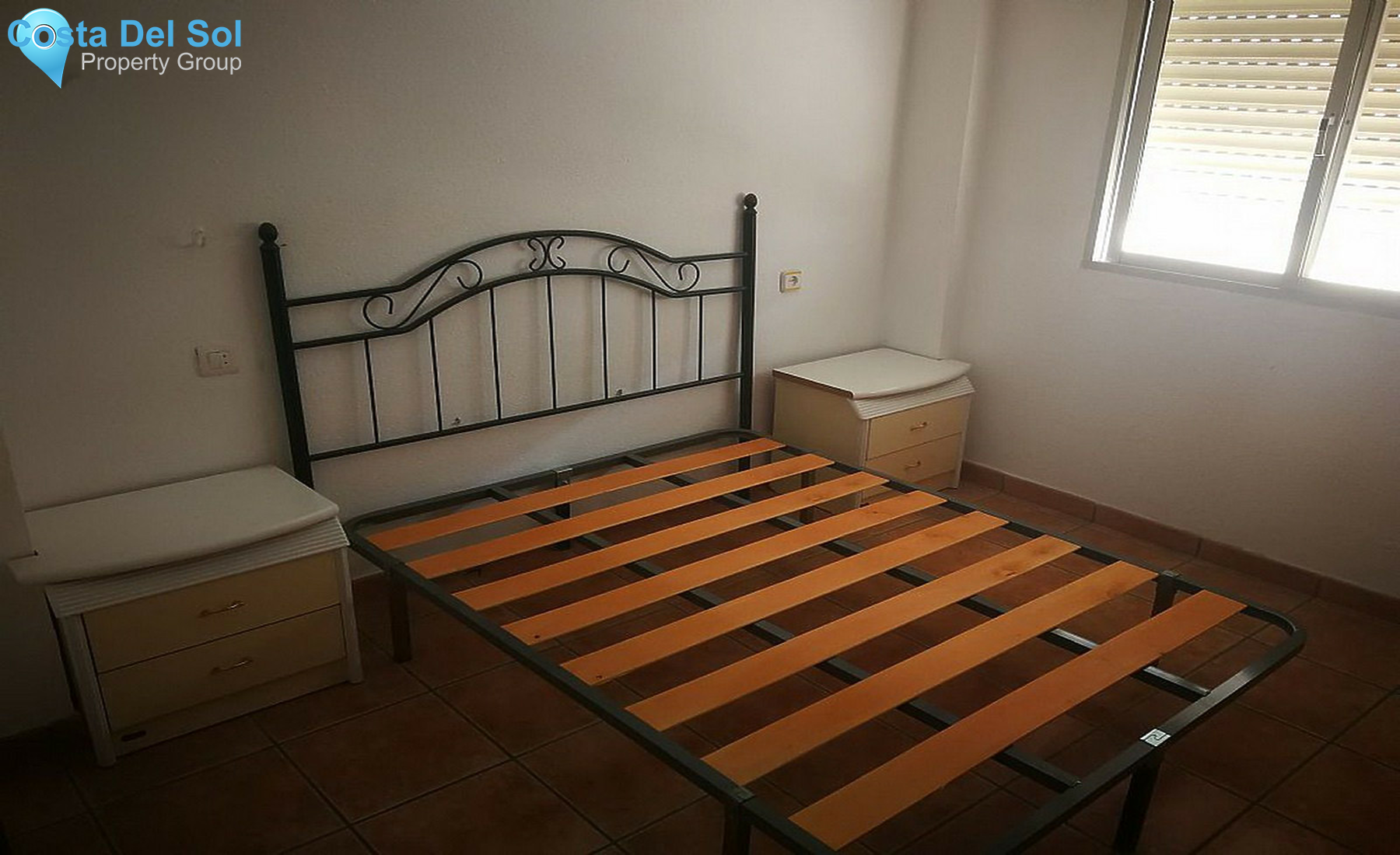 Middle Floor Apartment in Estepona-1476391