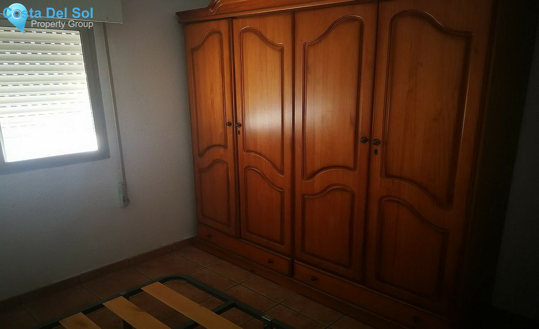 Middle Floor Apartment in Estepona-1476392