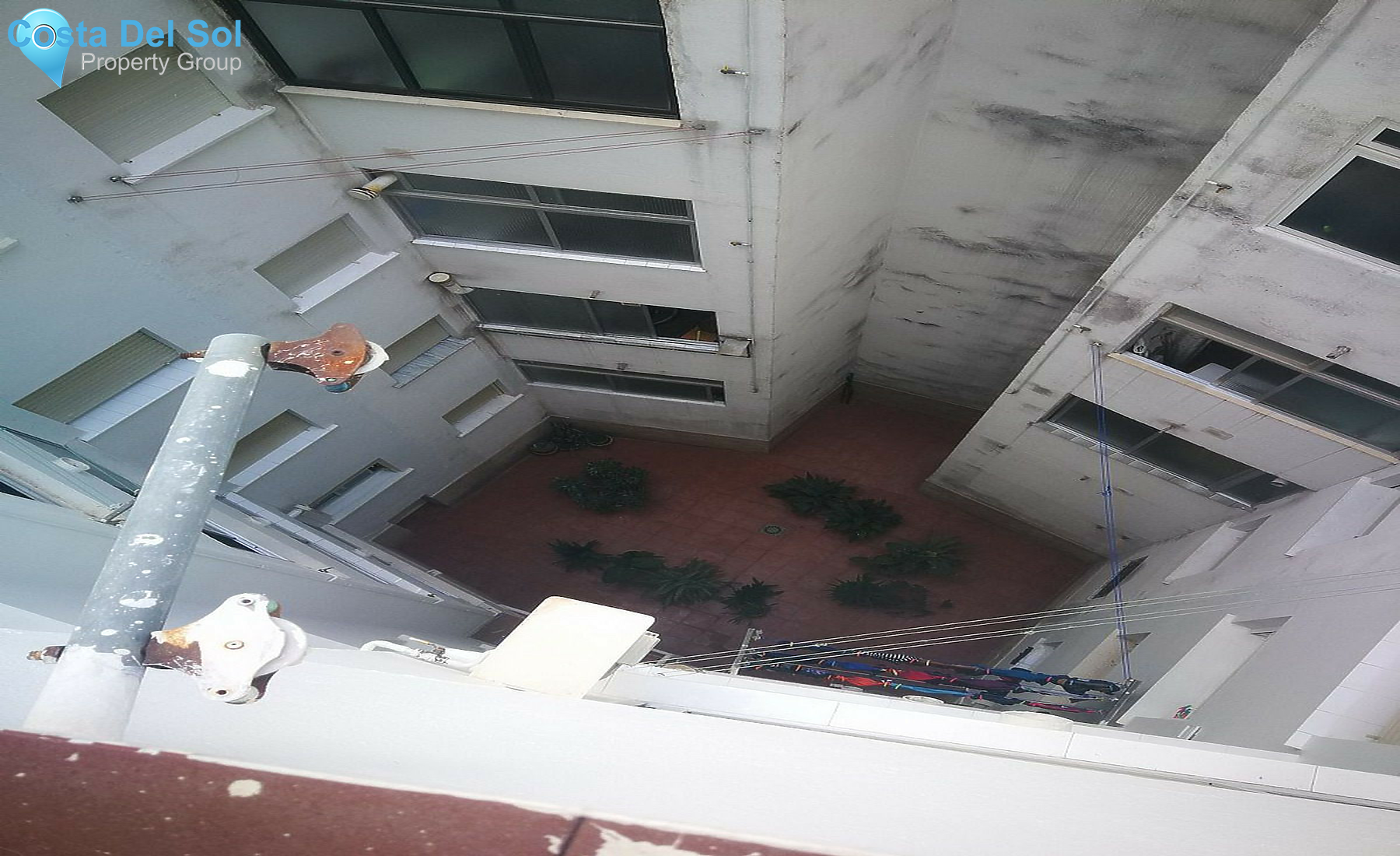 Middle Floor Apartment in Estepona-1476387