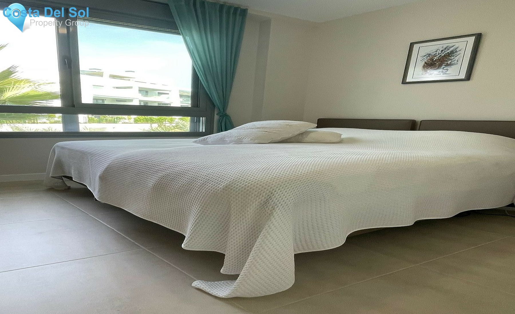Middle Floor Apartment in Estepona-1478319