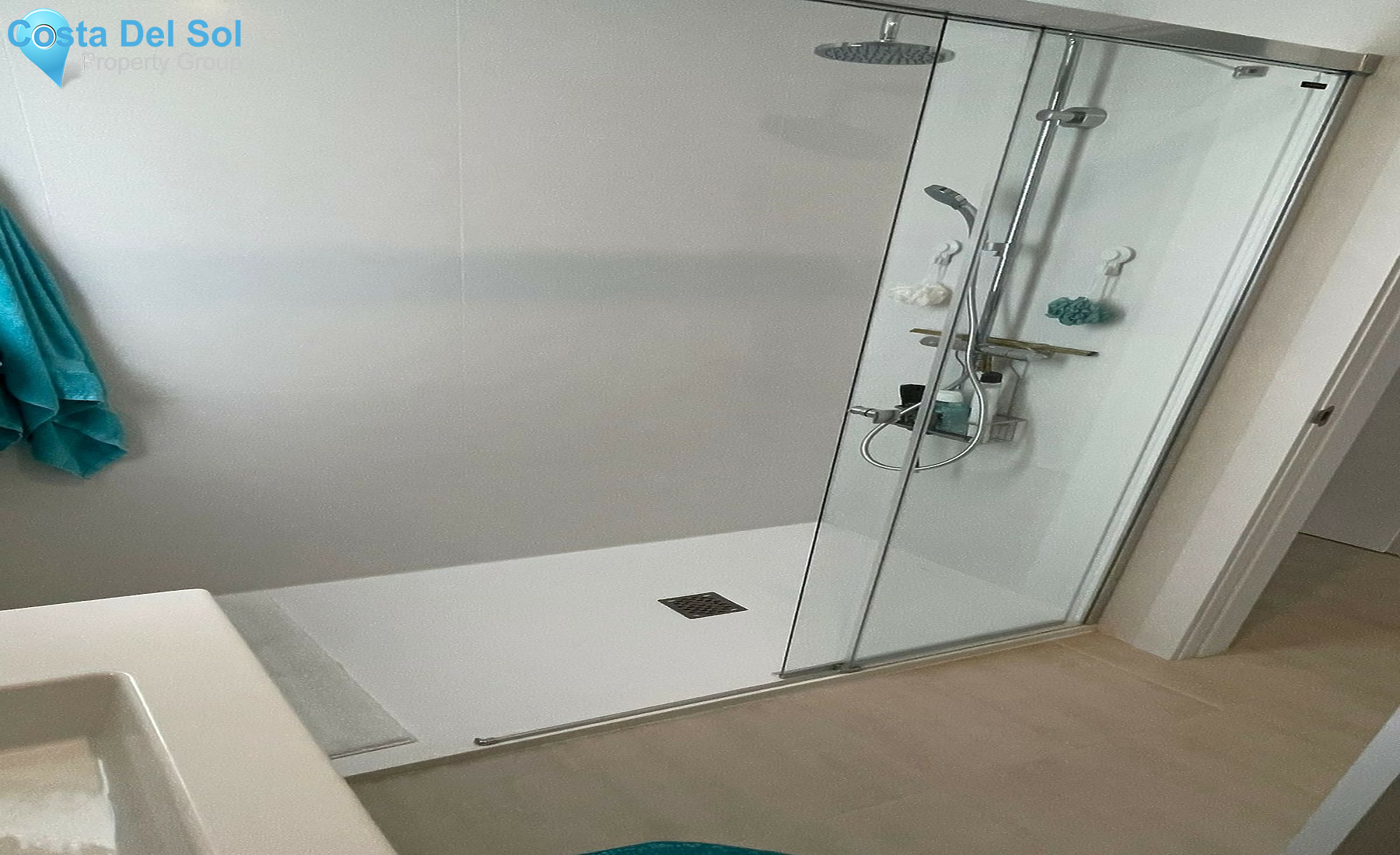 Middle Floor Apartment in Estepona-1478320