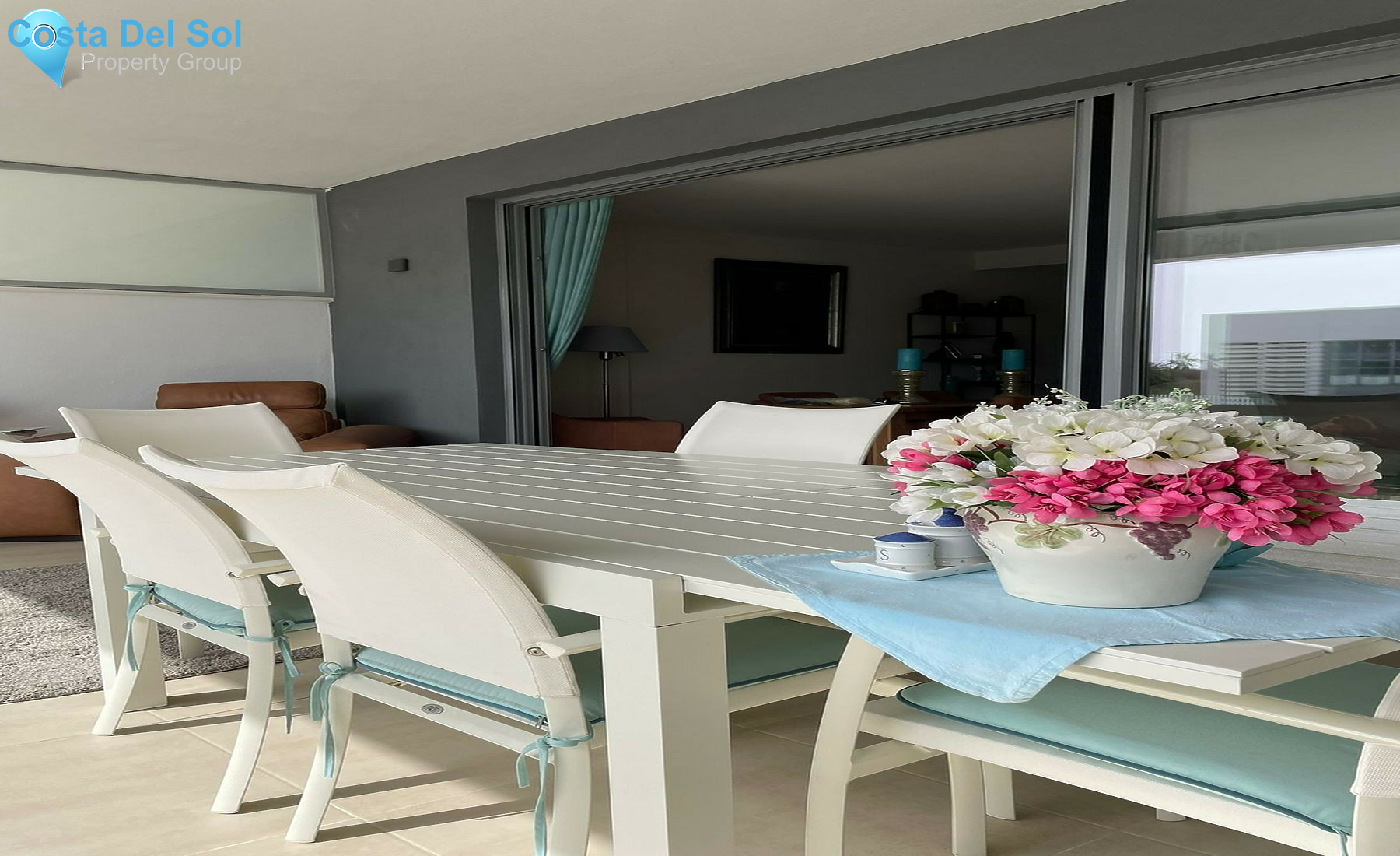 Middle Floor Apartment in Estepona-1478314