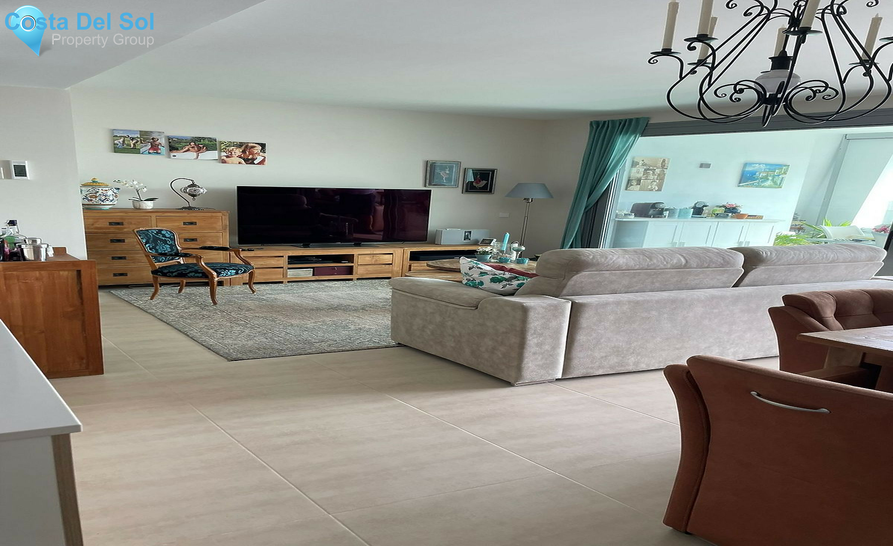 Middle Floor Apartment in Estepona-1478318