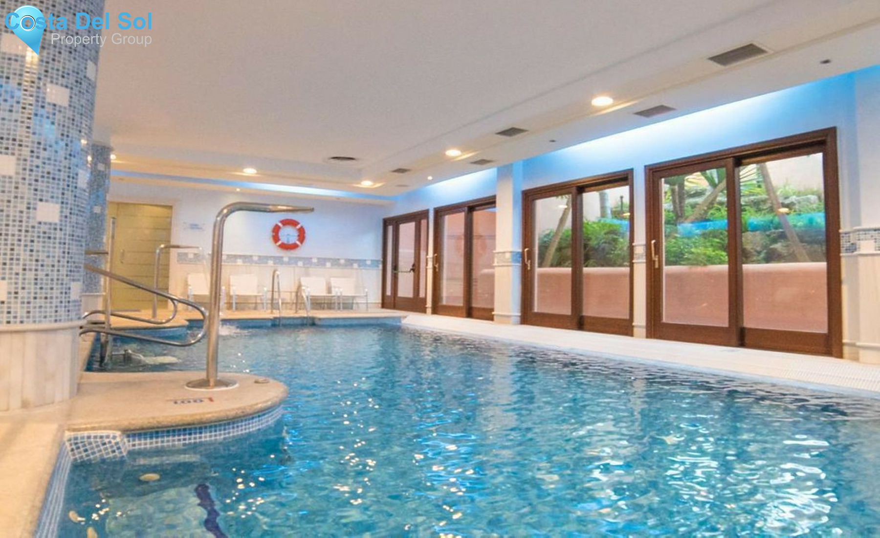 Middle Floor Apartment in Estepona-1501485