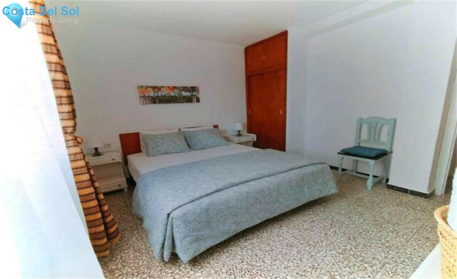 Middle Floor Apartment in Estepona-1525799