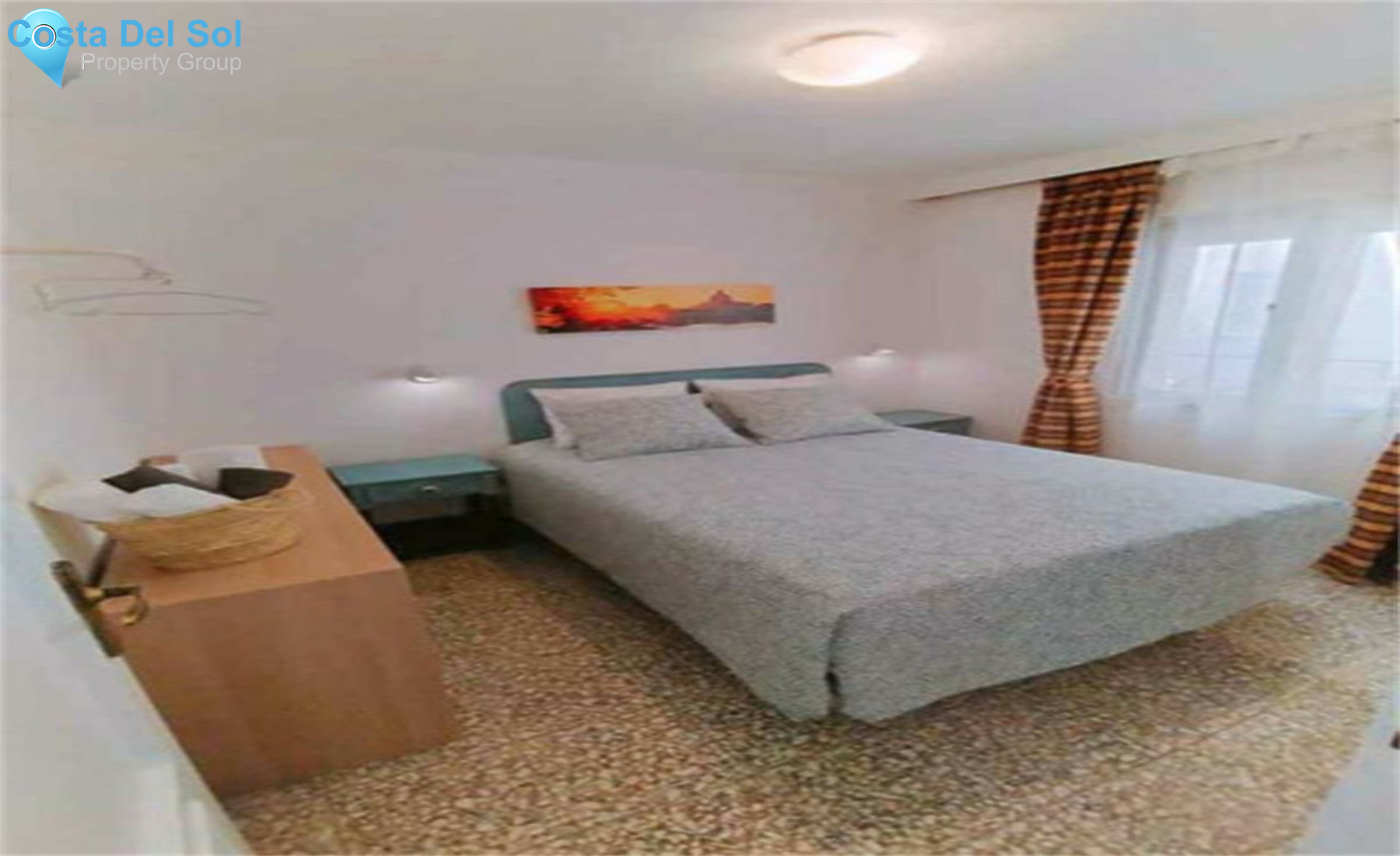 Middle Floor Apartment in Estepona-1525793