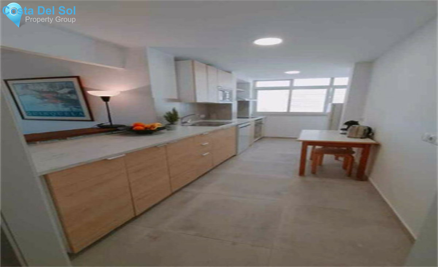 Middle Floor Apartment in Estepona-1525796