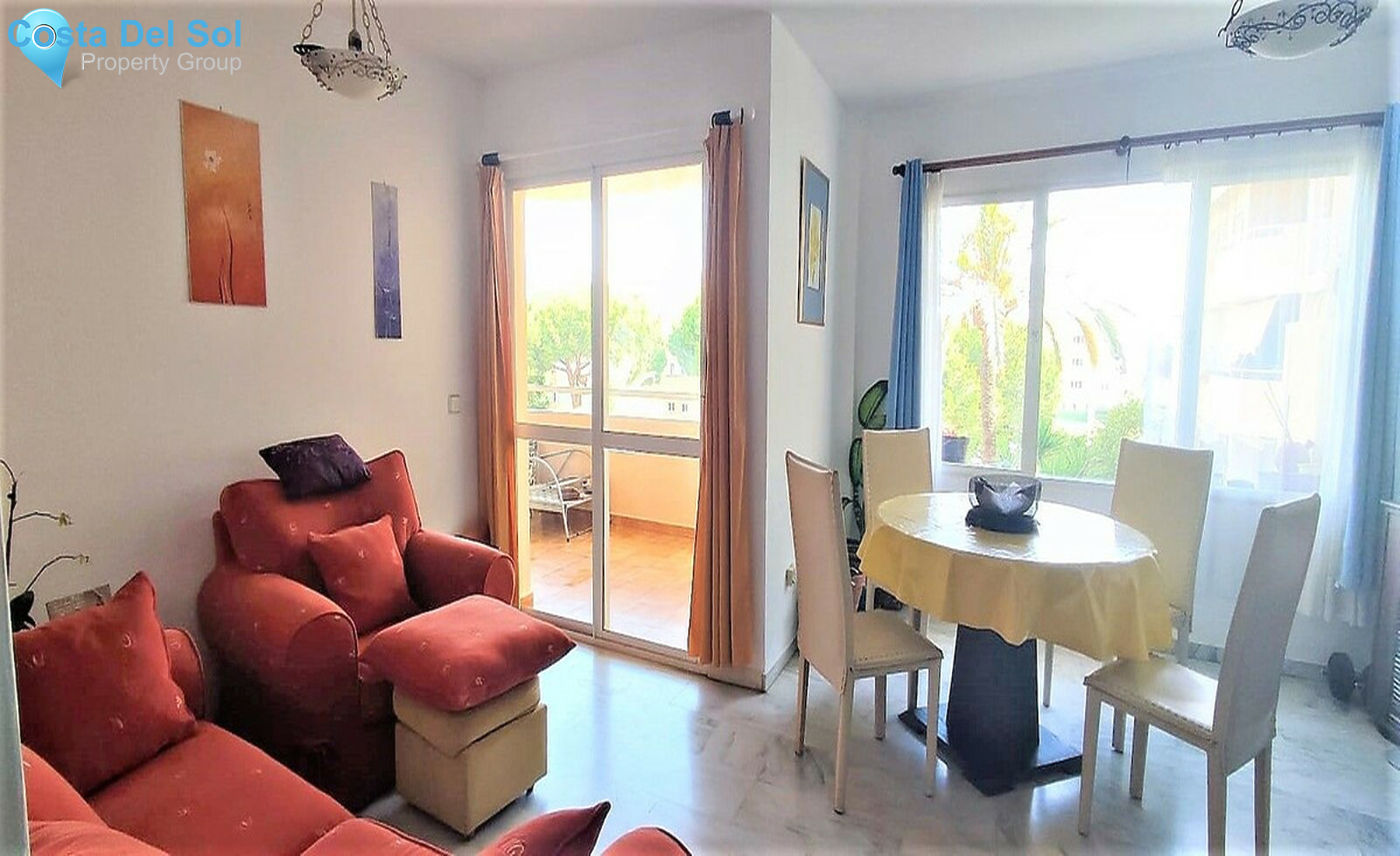 Middle Floor Apartment in Estepona-1528922