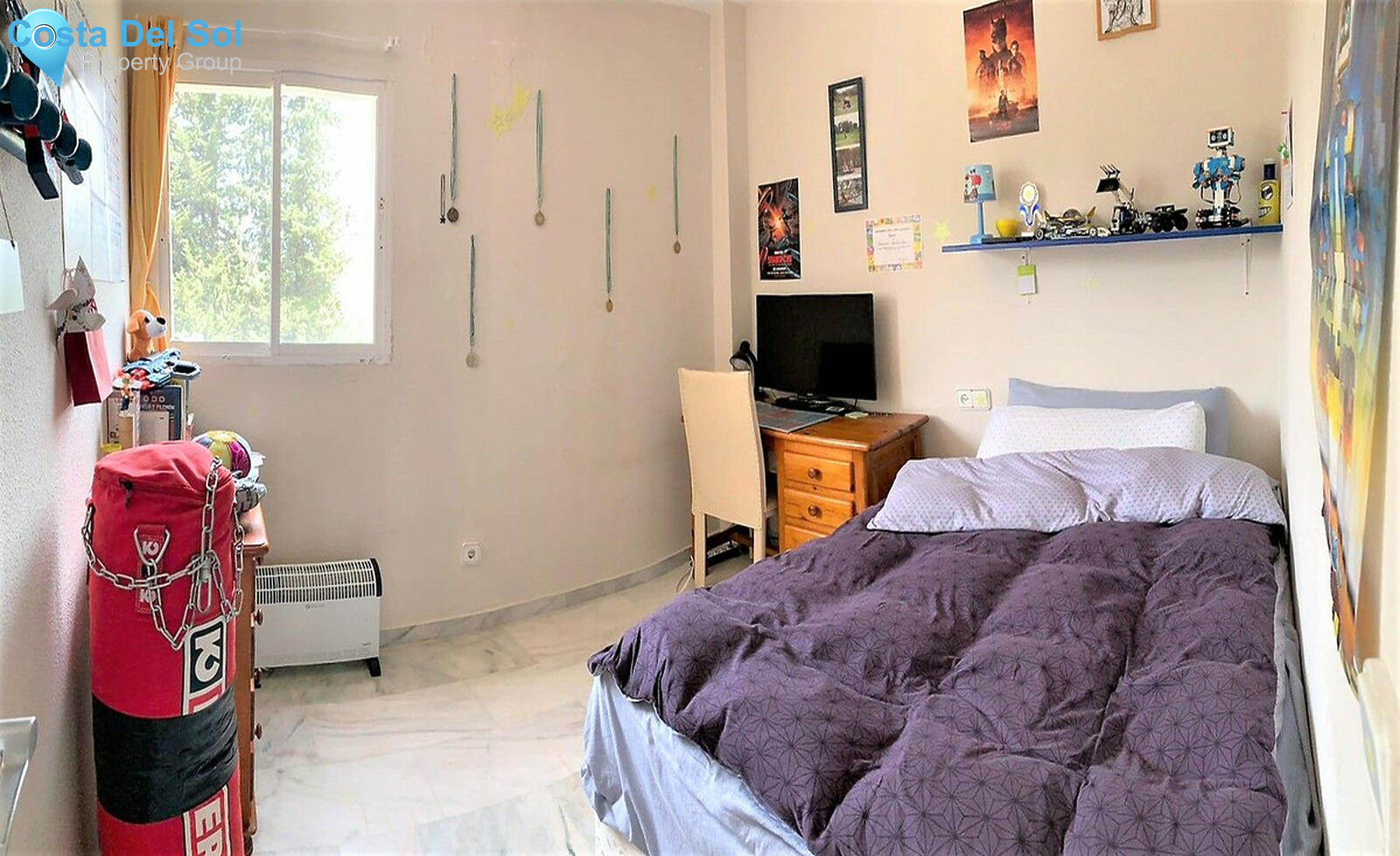 Middle Floor Apartment in Estepona-1528927
