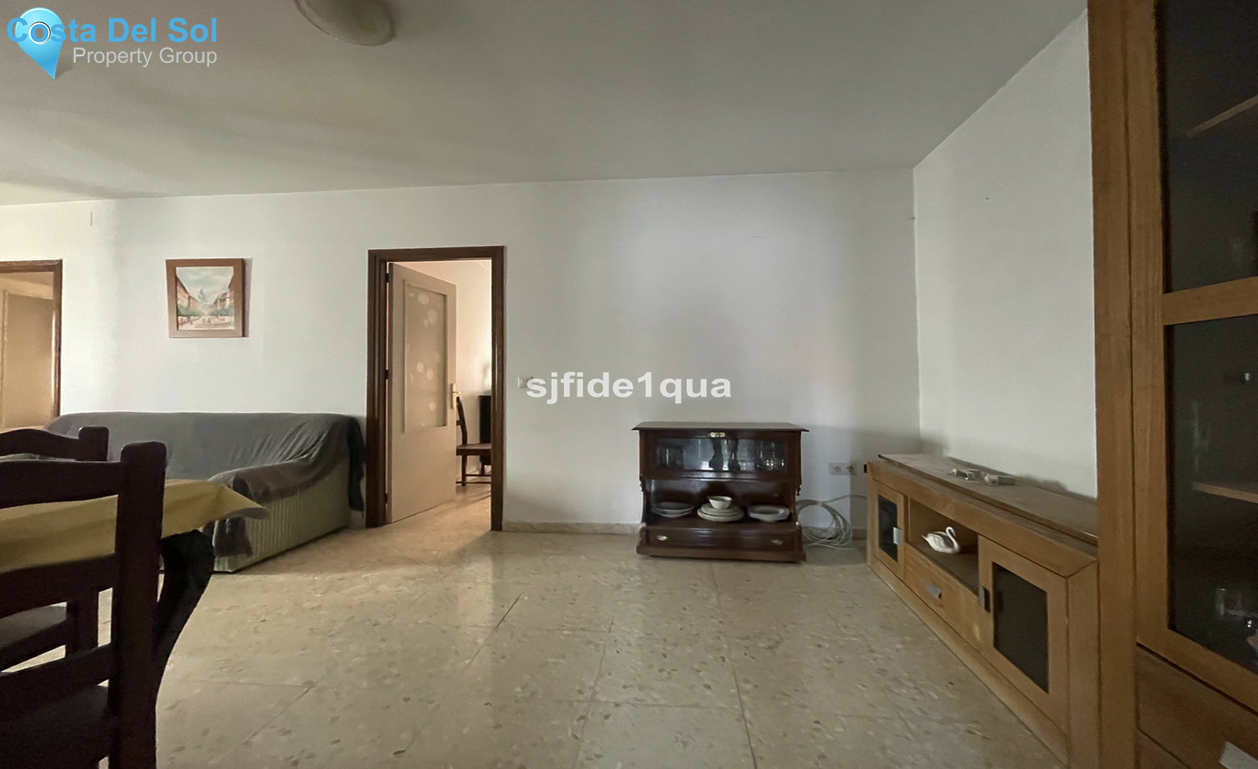 Middle Floor Apartment in Estepona-1556131