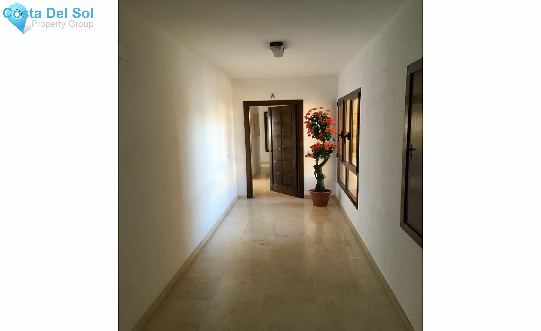 Middle Floor Apartment in Estepona-1130449