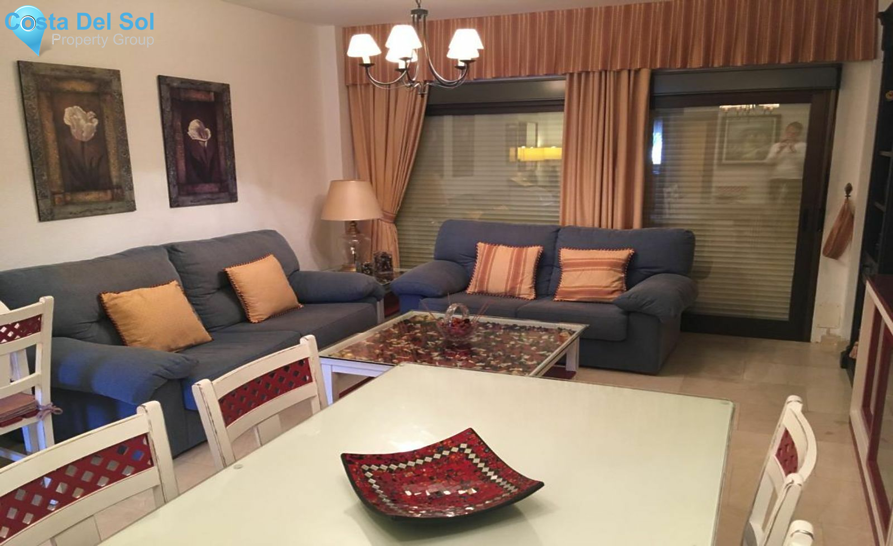 Middle Floor Apartment in Estepona-1130441