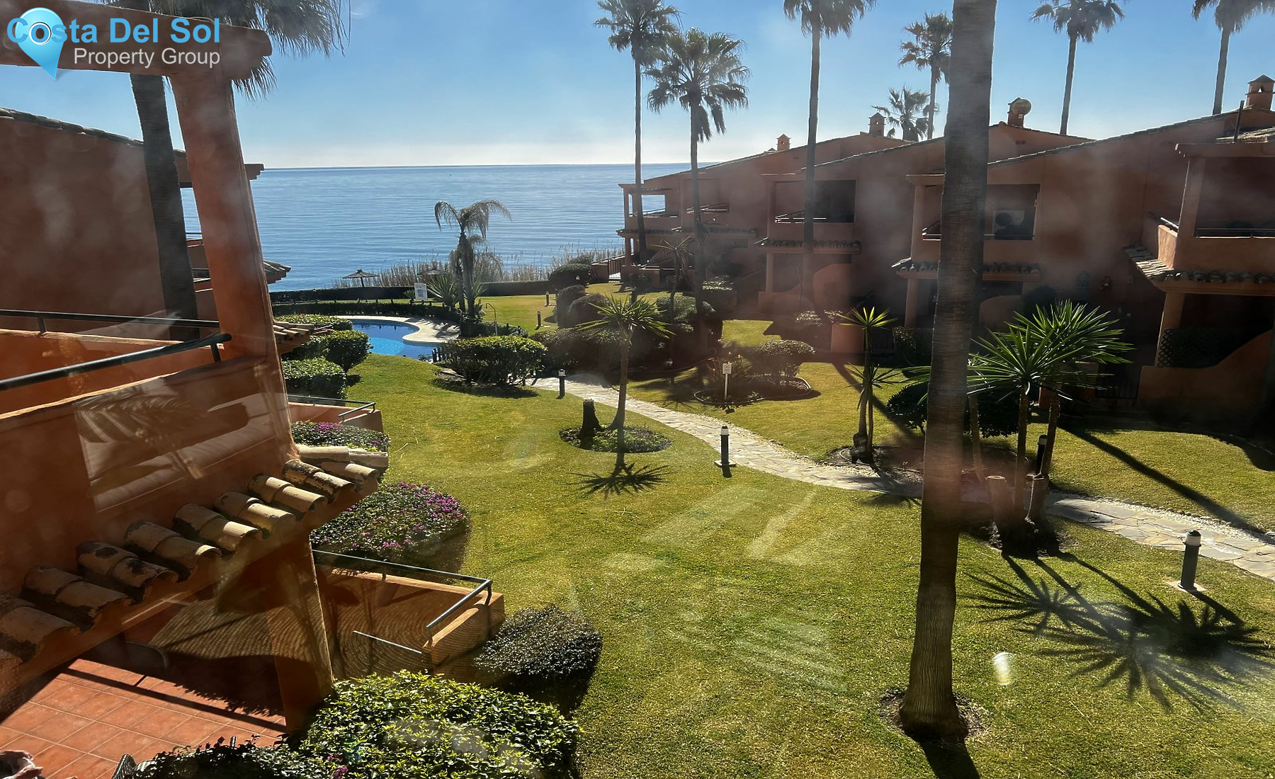 Middle Floor Apartment in Estepona