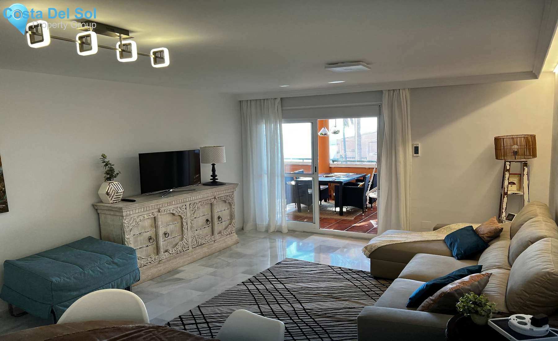 Middle Floor Apartment in Estepona-1141981