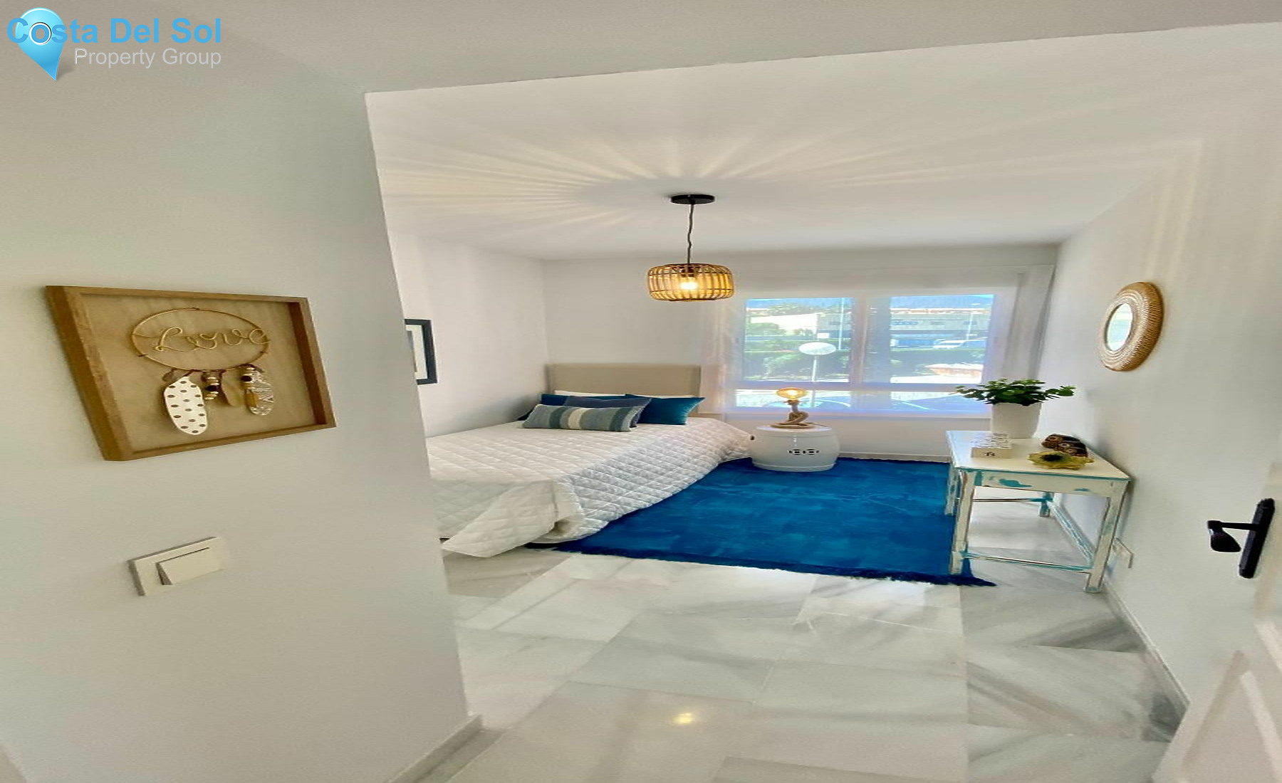 Middle Floor Apartment in Estepona-1141998