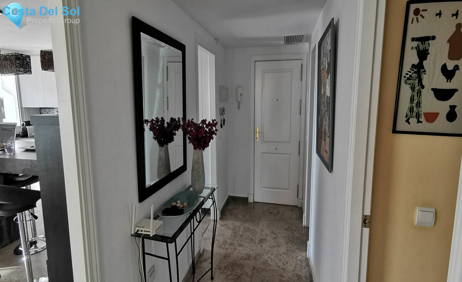 Middle Floor Apartment in Estepona-1152227
