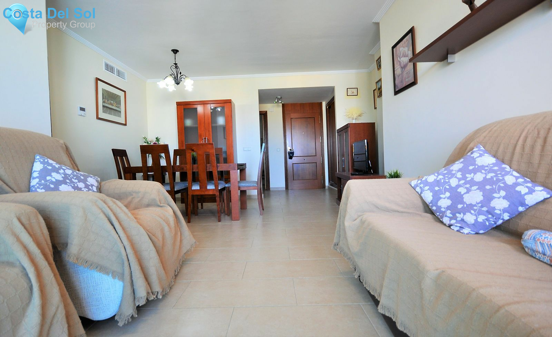 Middle Floor Apartment in Estepona-1155917