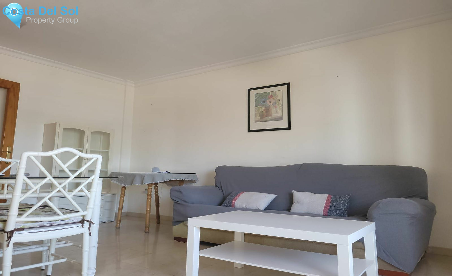 Middle Floor Apartment in Estepona-1157613