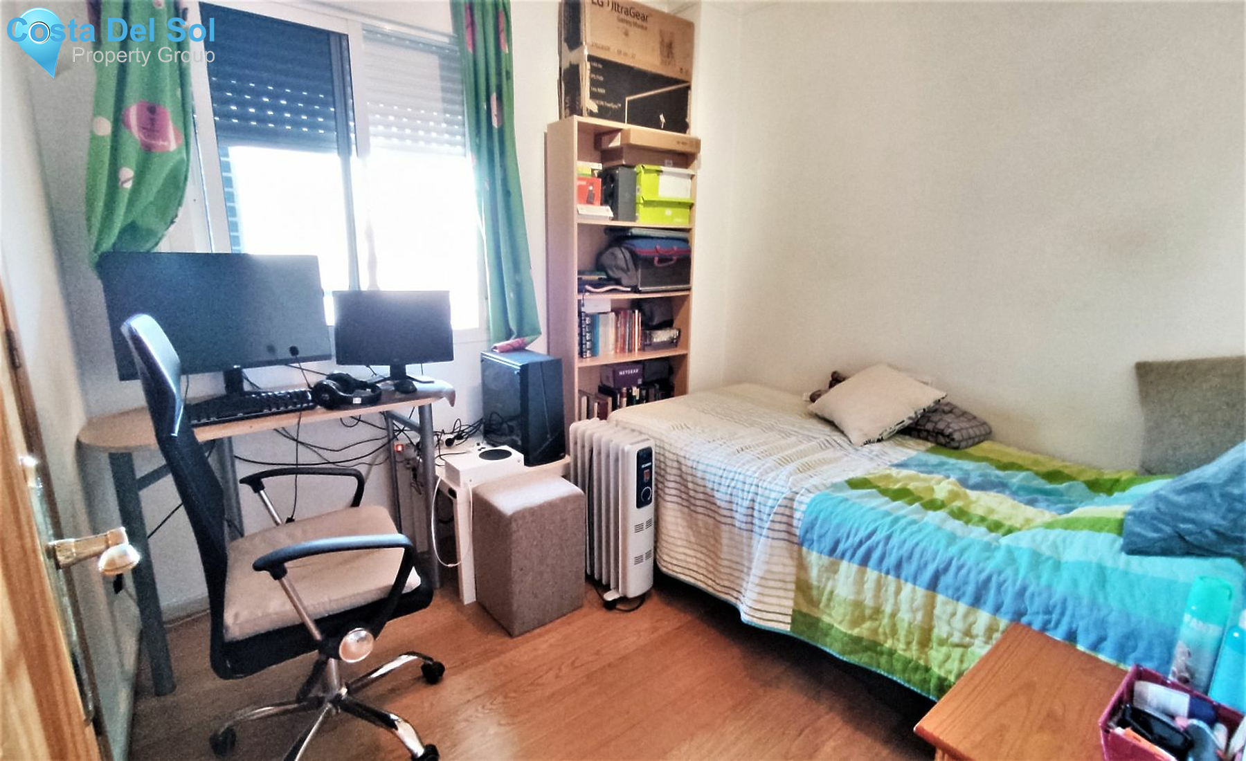 Middle Floor Apartment in Estepona-1159331