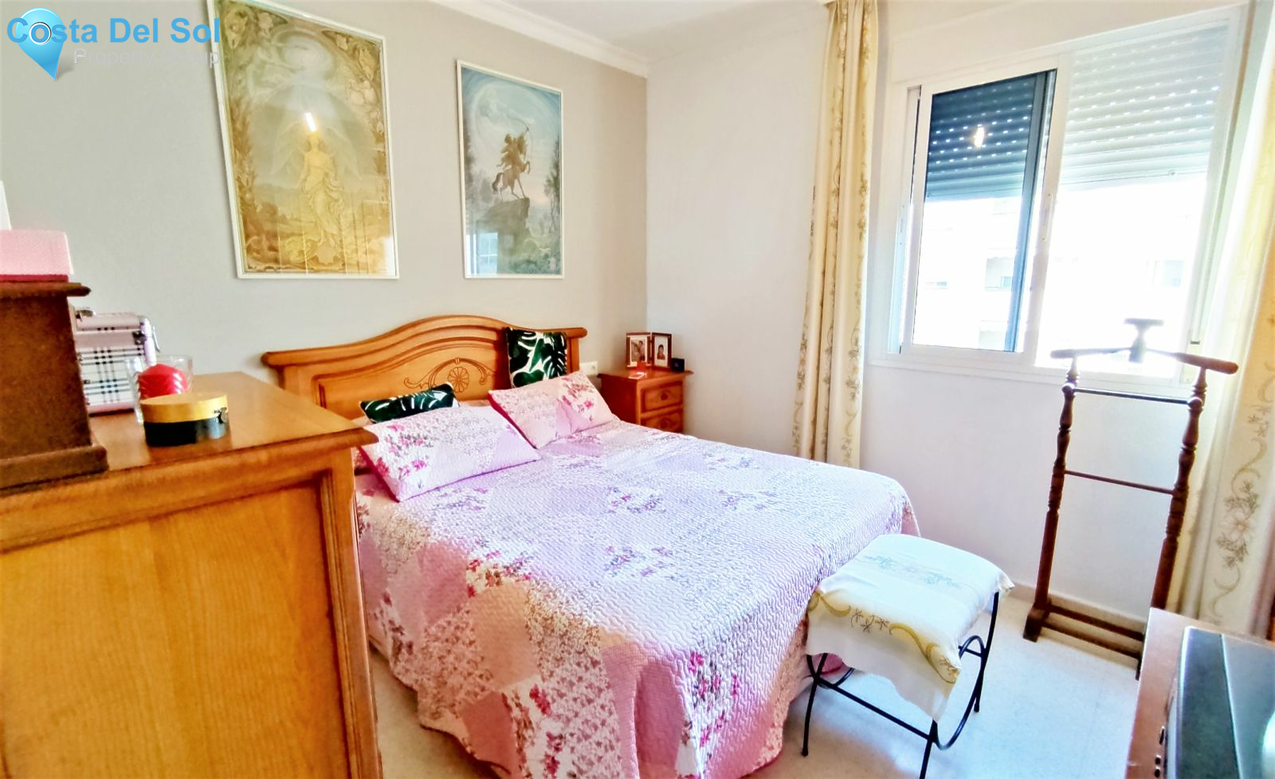 Middle Floor Apartment in Estepona-1159325