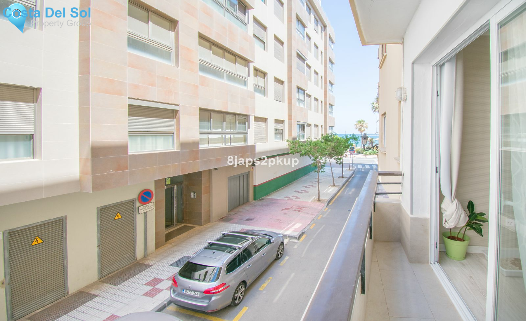 Middle Floor Apartment in Estepona-1162749