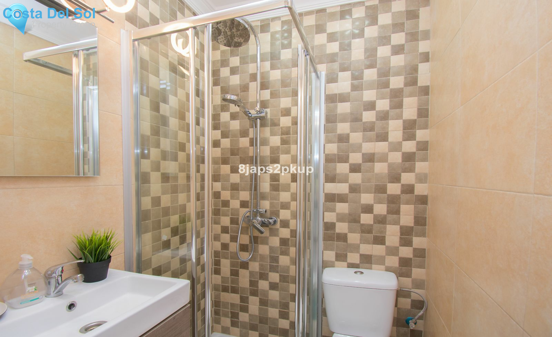 Middle Floor Apartment in Estepona-1162746