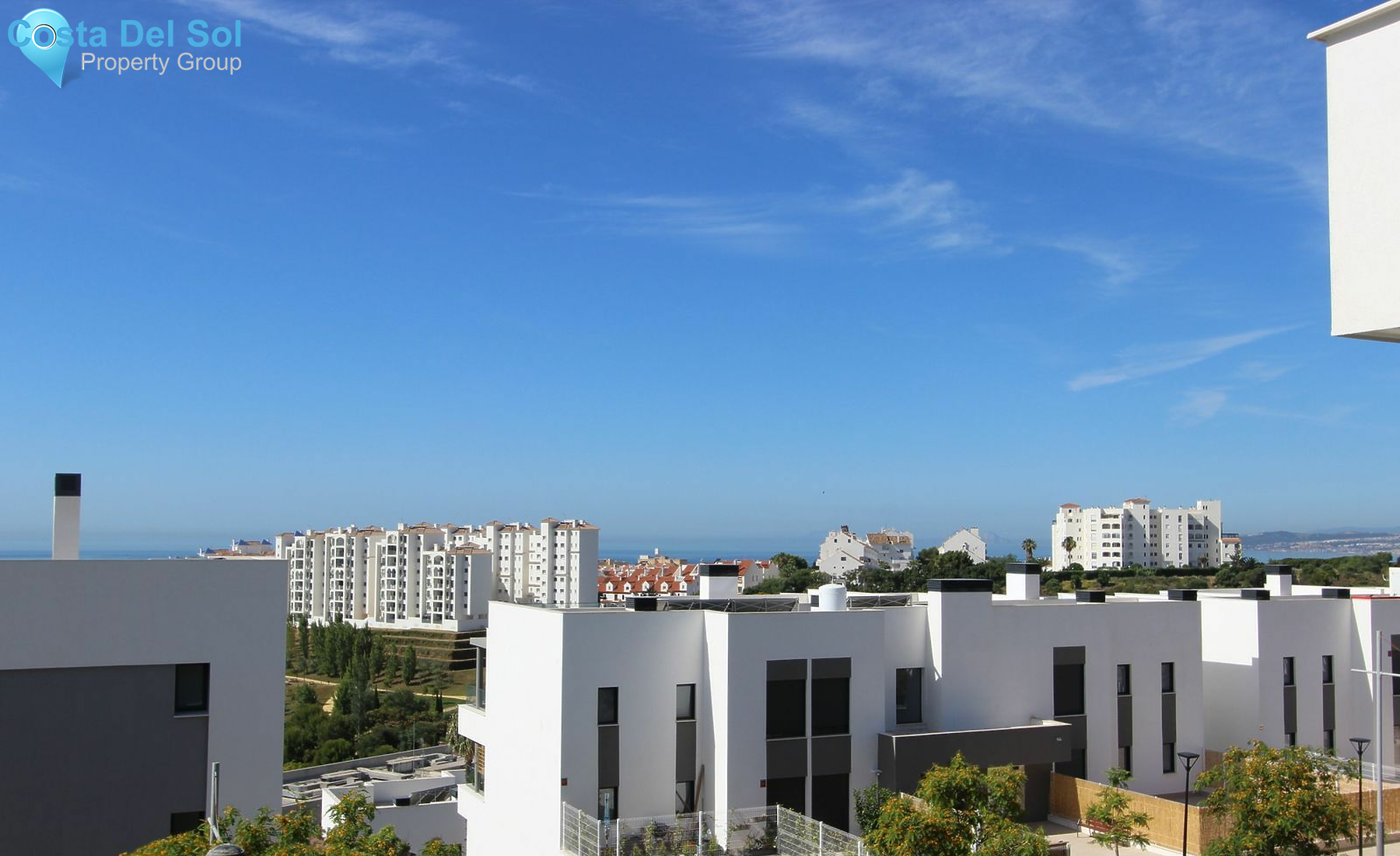 Middle Floor Apartment in Estepona-1168716