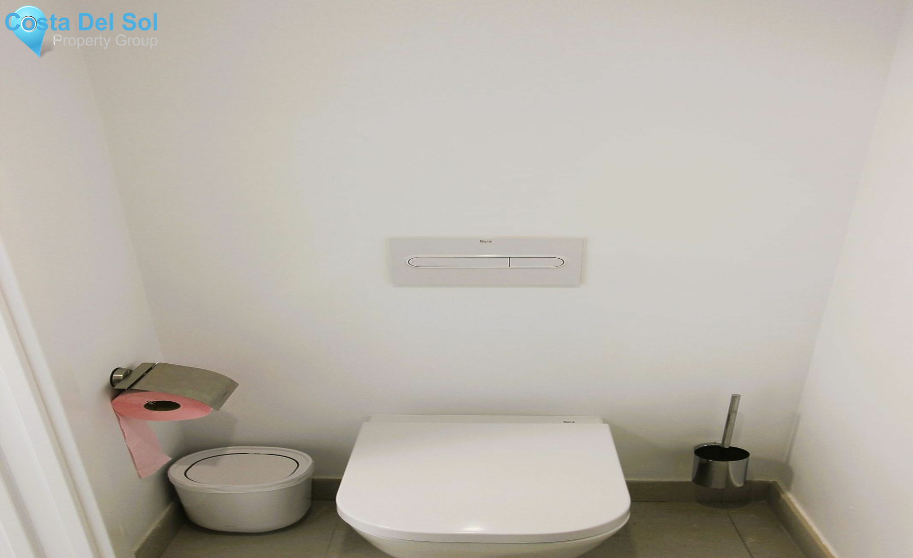 Middle Floor Apartment in Estepona-1168717