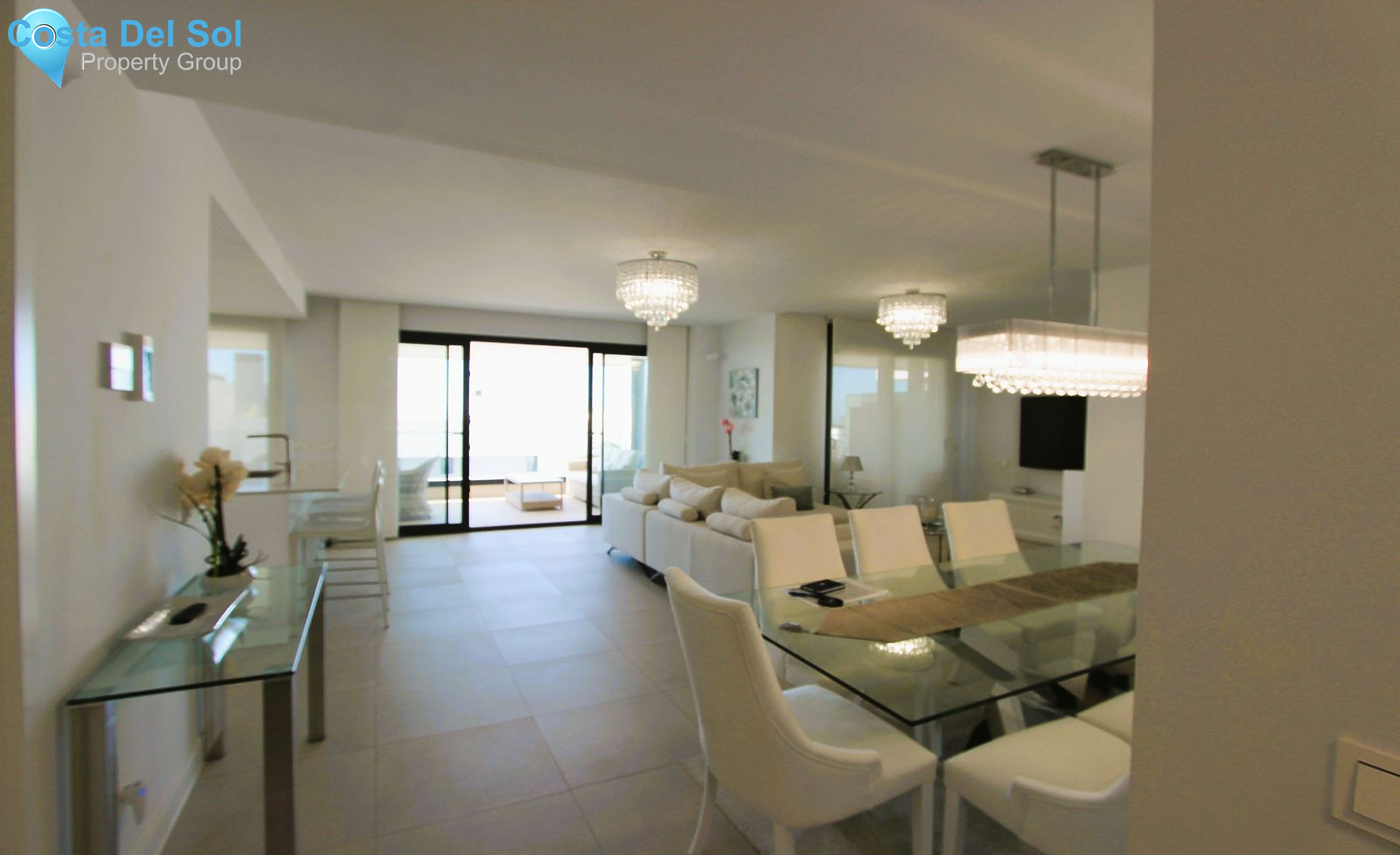 Middle Floor Apartment in Estepona-1168707