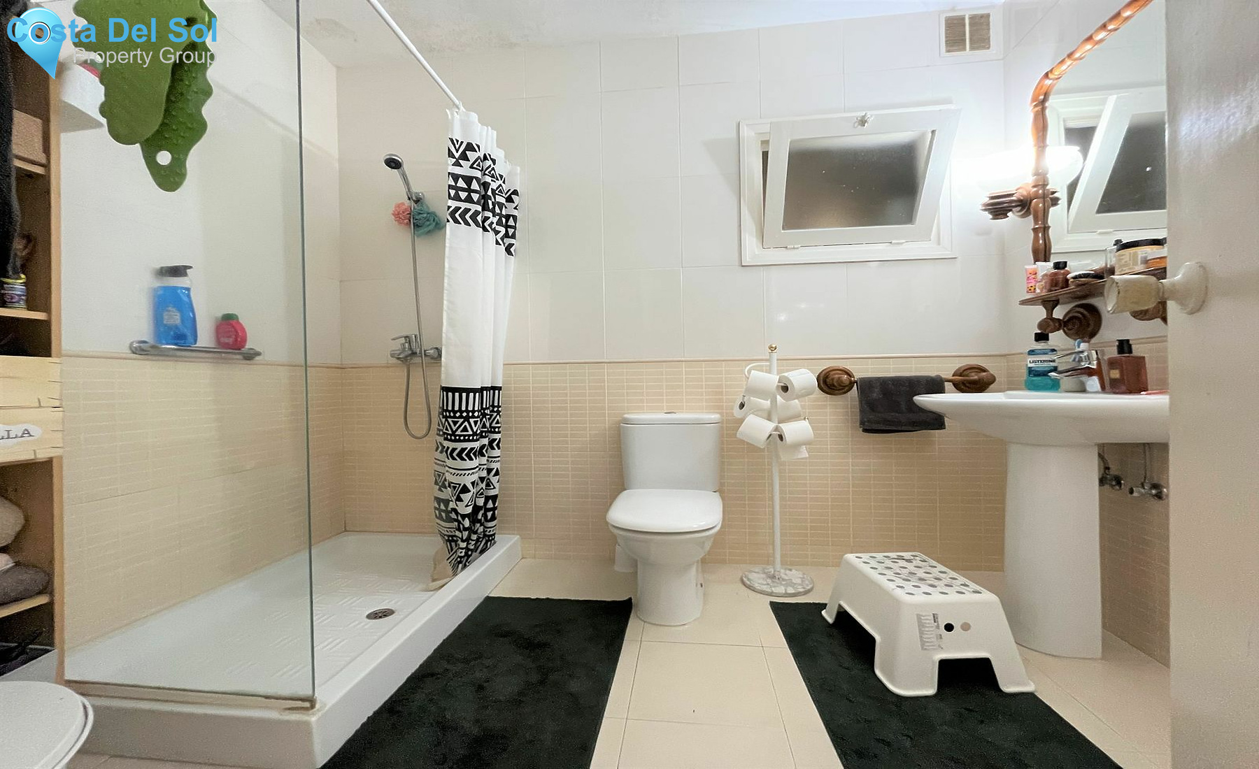 Middle Floor Apartment in Estepona-1173445