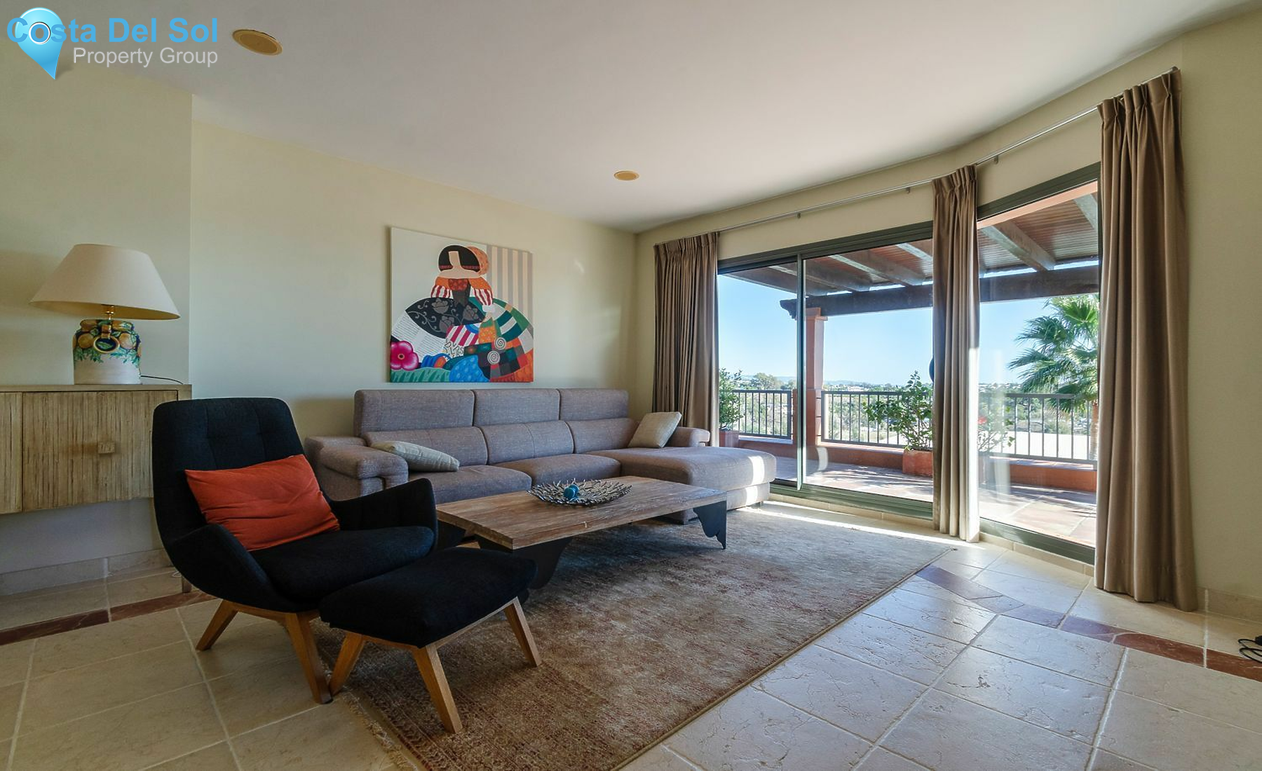 Middle Floor Apartment in Estepona-1175086
